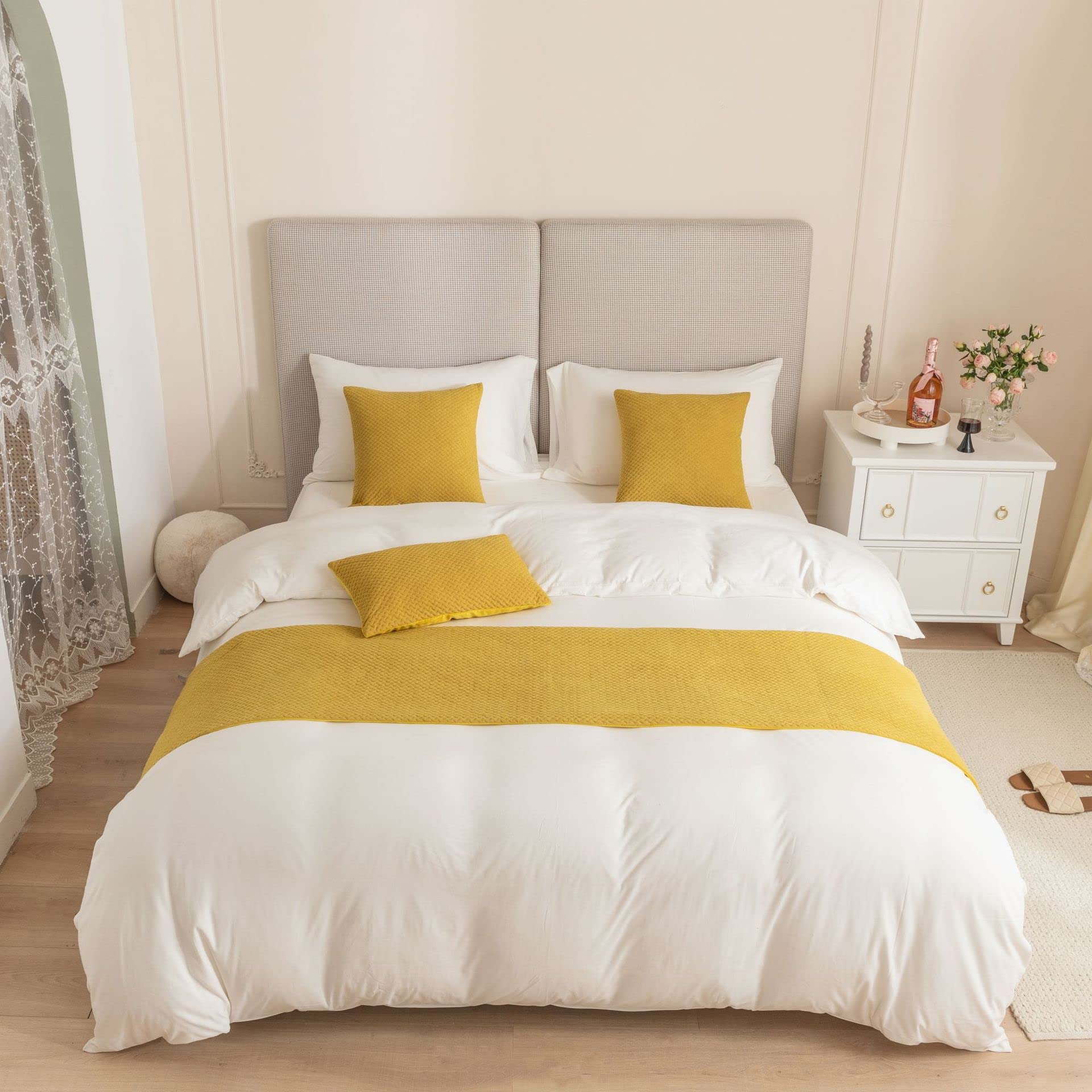 Velvet Bed Runner for King/Queen/Twin Beds - Striped Decor for Home & Hotel Use