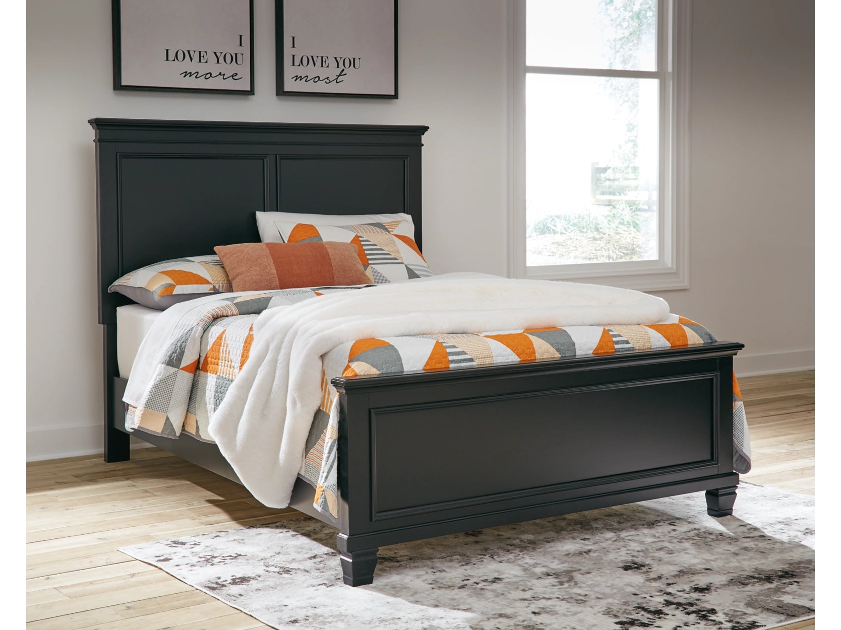 Laney Bed Frame - Queen Size, Modern Platform Bed with Wooden Slats & Sturdy Metal Legs - Perfect for Bedrooms, Guest Rooms & Apartments