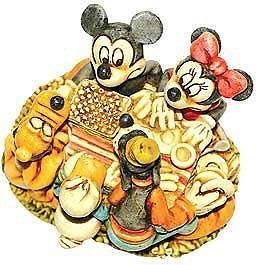 Disney Patriotic Picnic Figurine - Harmony Kingdom Collectible for Home Decor & Disney Fans | Perfect for Disney Themed Parties, Patriotic Holidays & Gift Giving