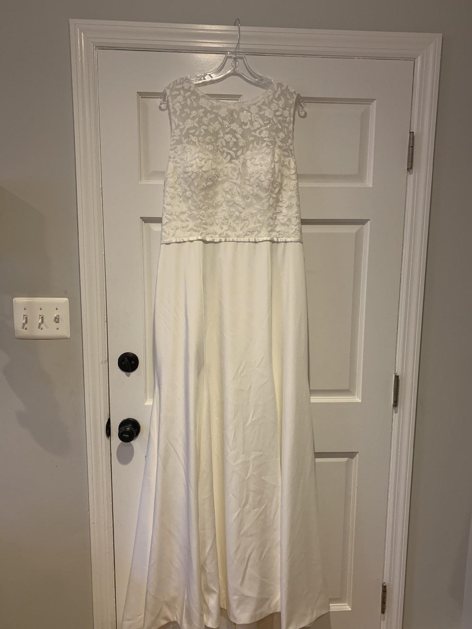 BHLDN Jenny Yoo Winslet Wedding Gown - Elegant A-Line Lace Bridal Dress for Bride, Perfect for Church Ceremony & Beach Weddings