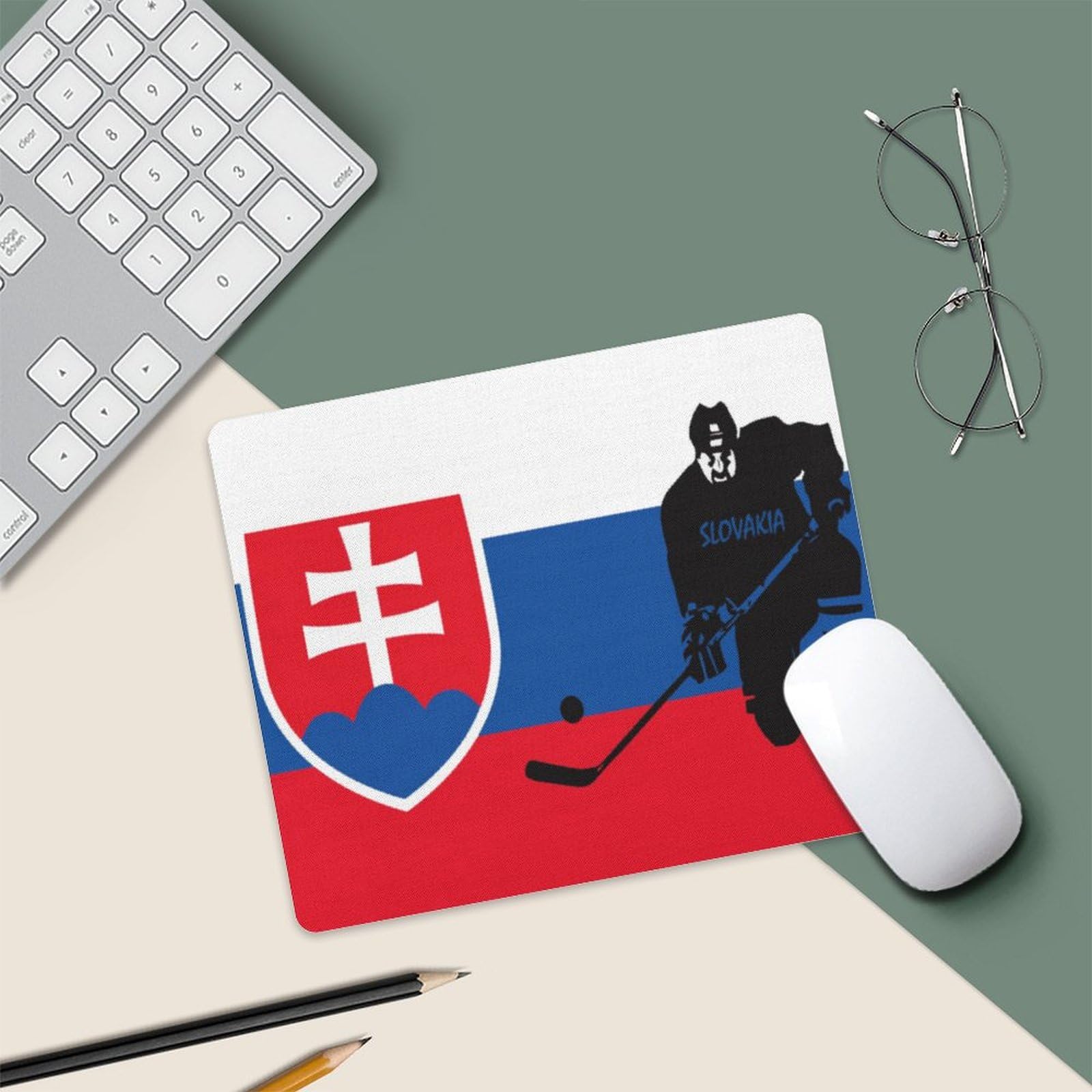 Slovakia Ice Hockey Themed Durable Mouse Pad - Non-Slip Waterproof Gaming Mouse Mat for Home & Office (18x22cm) - Perfect for PC Gamers & Hockey Fans