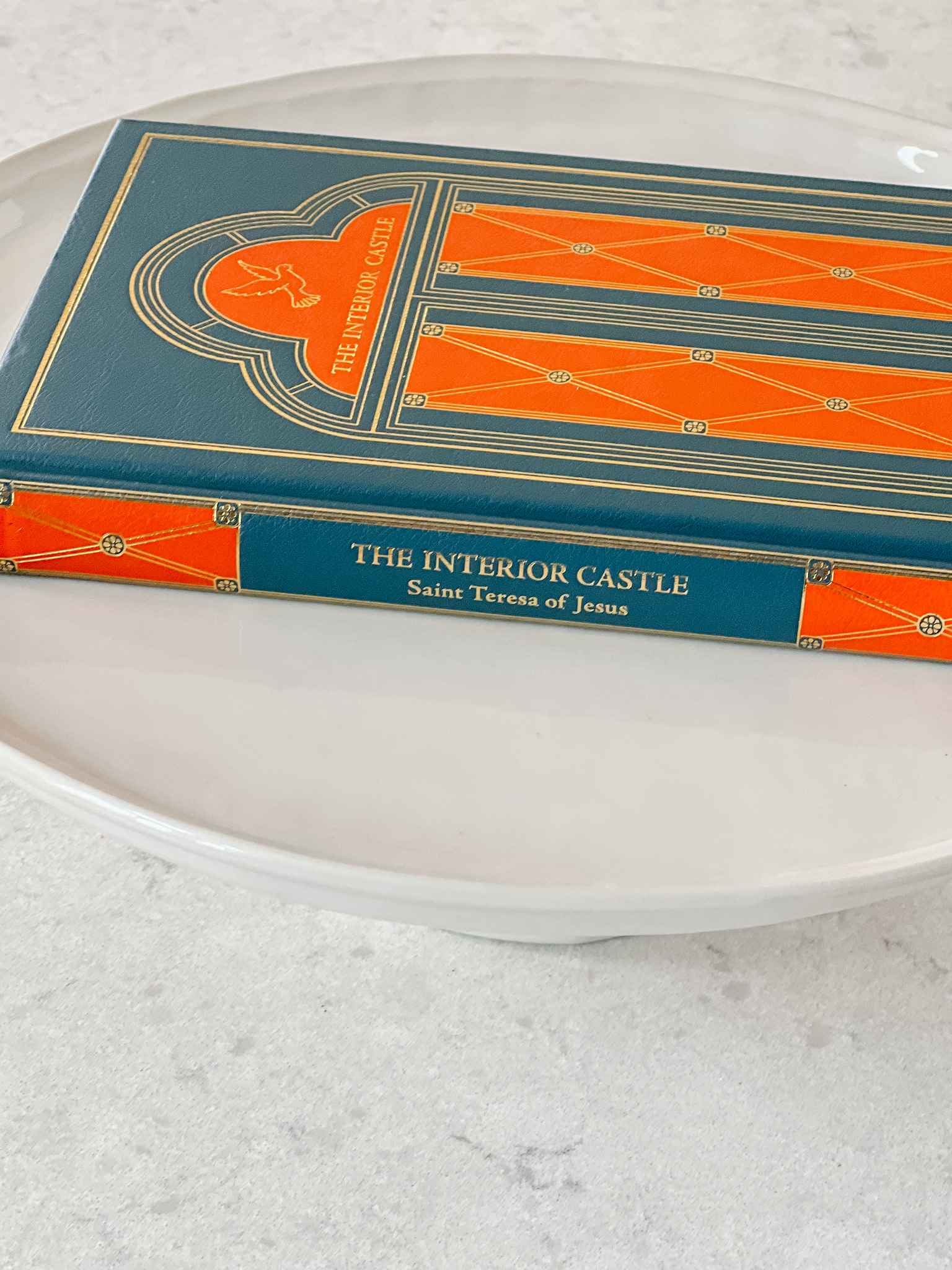 The Interior Castle by St. Teresa of Avila - Classic Christian Mysticism Book for Spiritual Growth & Meditation | Perfect for Bible Study, Prayer Groups & Personal Reflection