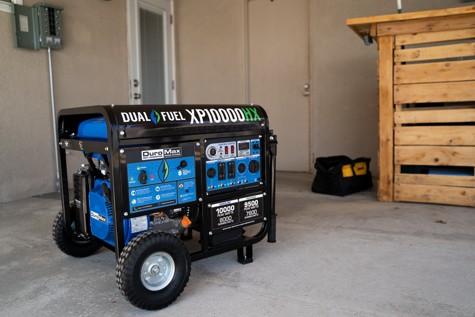 10,000W Dual Fuel Portable Inverter Generator with CO Alert - Reliable Backup Power for Camping, RV, Home & Emergency Use