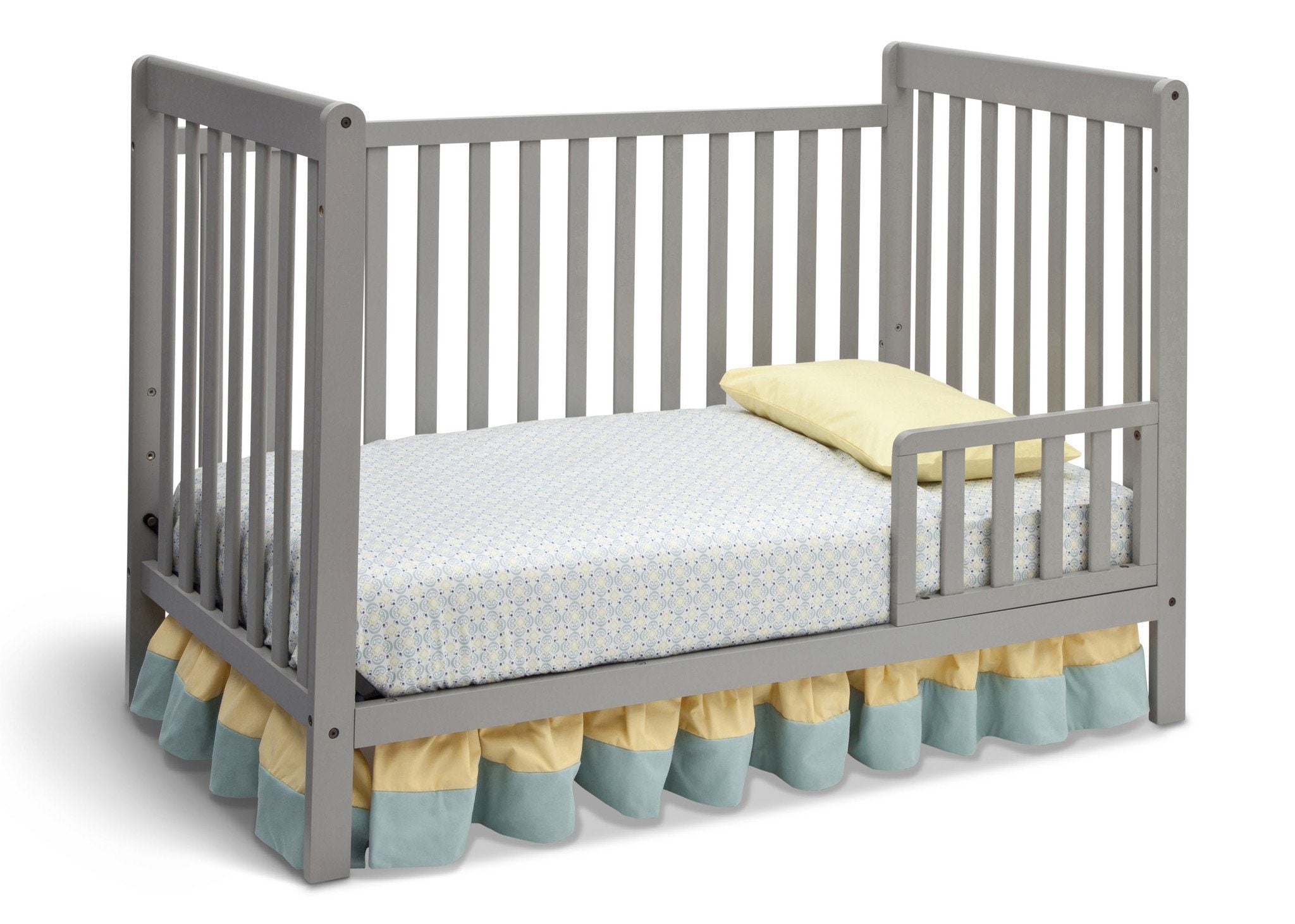3-in-1 Convertible Baby Crib with Adjustable Height - Toddler Bed & Daybed - Perfect for Nursery, Bedroom & Small Spaces