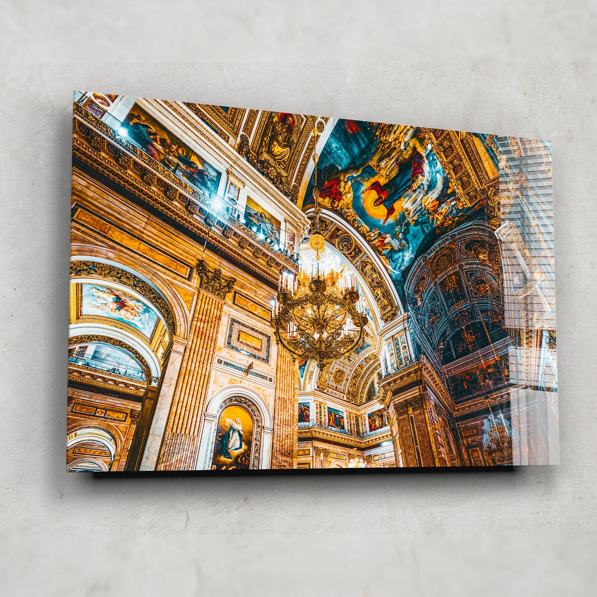 St. Isaac's Cathedral Souvenirs - Russian Orthodox Church Collectibles & Religious Gifts for Home Decor & Travel Memories