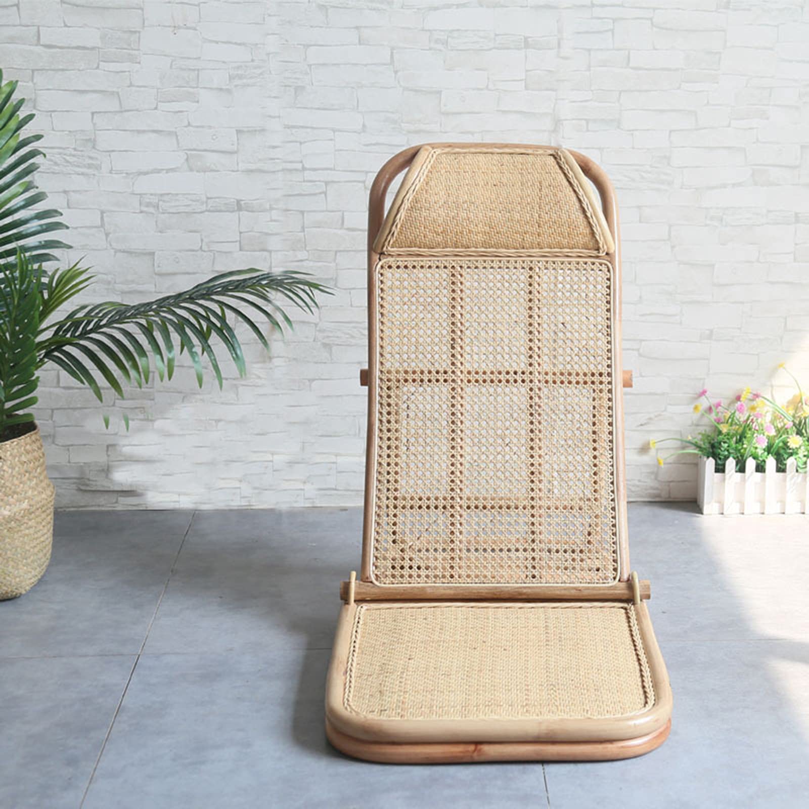 DYCLE Outdoor Sun Lounger Chair - Adjustable Rattan Recliner with Wooden Frame for Patio, Garden, Beach - Perfect for Relaxing by Poolside or Seaside