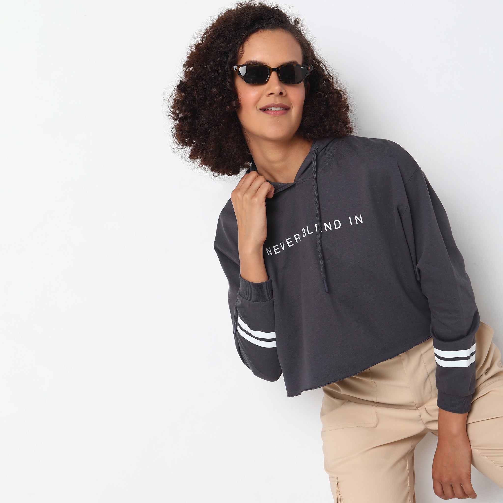 Stylish Boxy Fit Graphic Sweatshirt for Women | Trendy Oversized Pullover | Casual Streetwear & Loungewear | Perfect for Everyday Wear, Coffee Dates & Weekend Outings