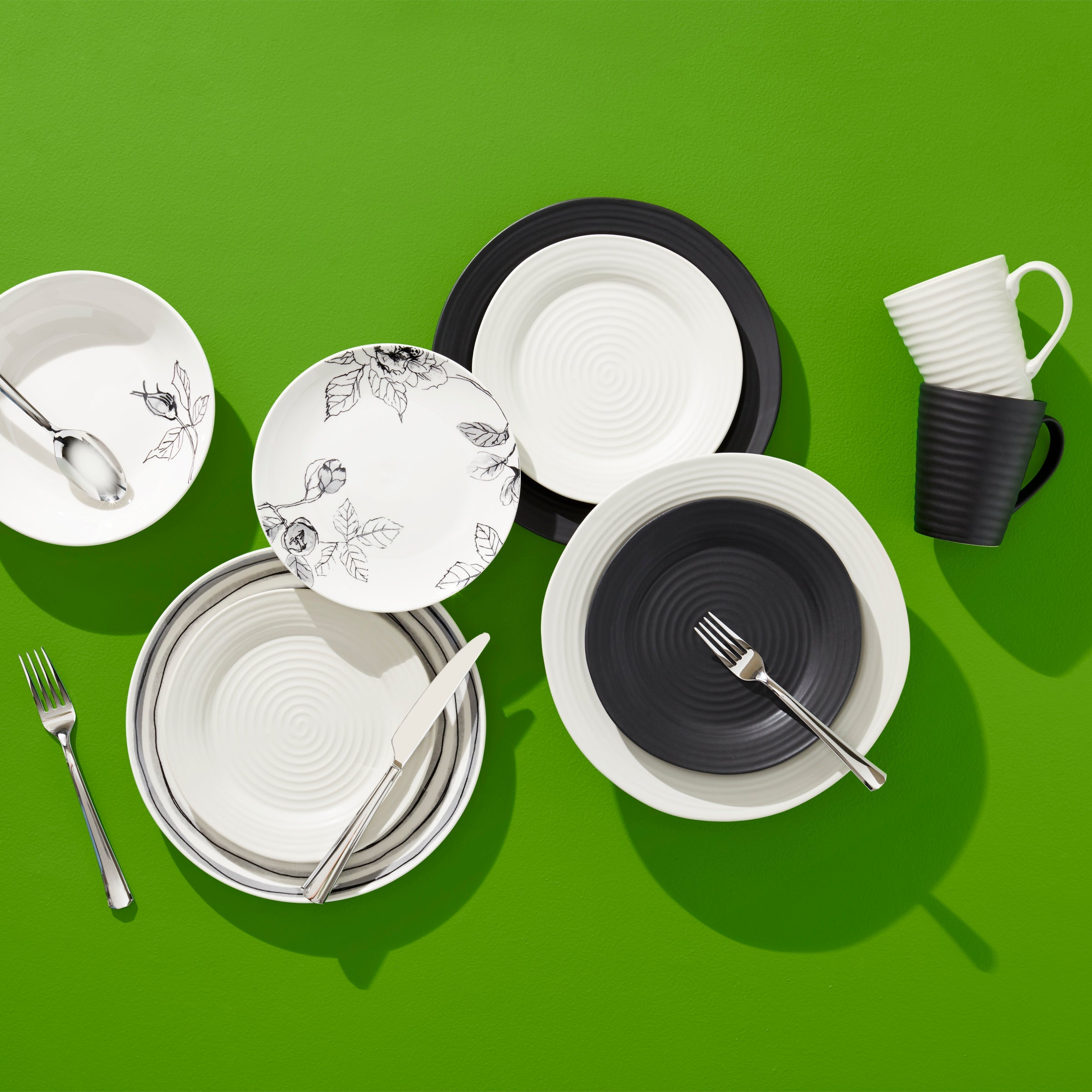 Premium Ridge Black 12-Piece Dinnerware Set - Elegant Porcelain Plates, Bowls & Mugs - Perfect for Formal Dining, Dinner Parties & Everyday Use