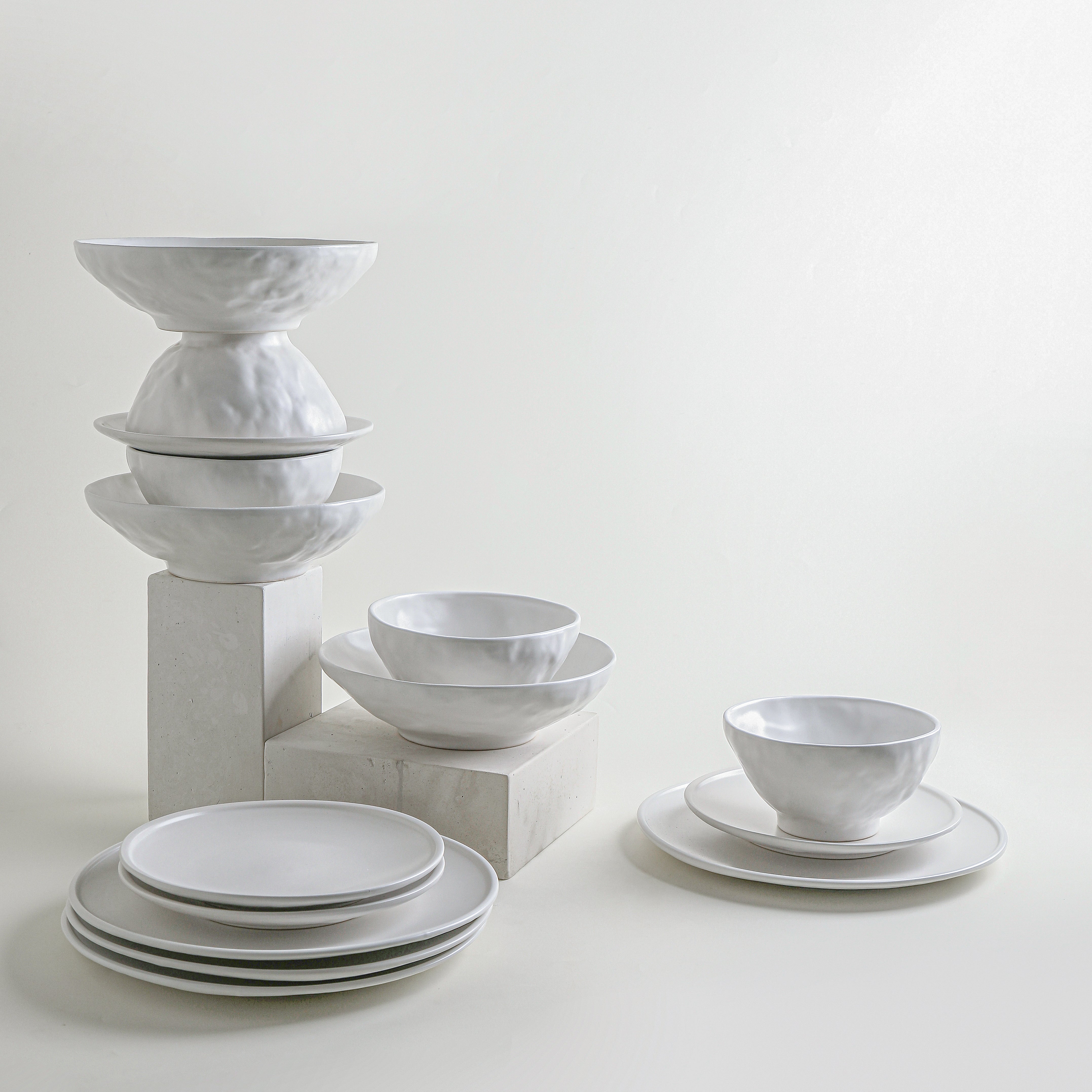 Premium Nendo Stoneware Dinnerware Set - Elegant White Porcelain Plates, Bowls & Mugs - Perfect for Modern Dining, Family Gatherings & Restaurant Use
