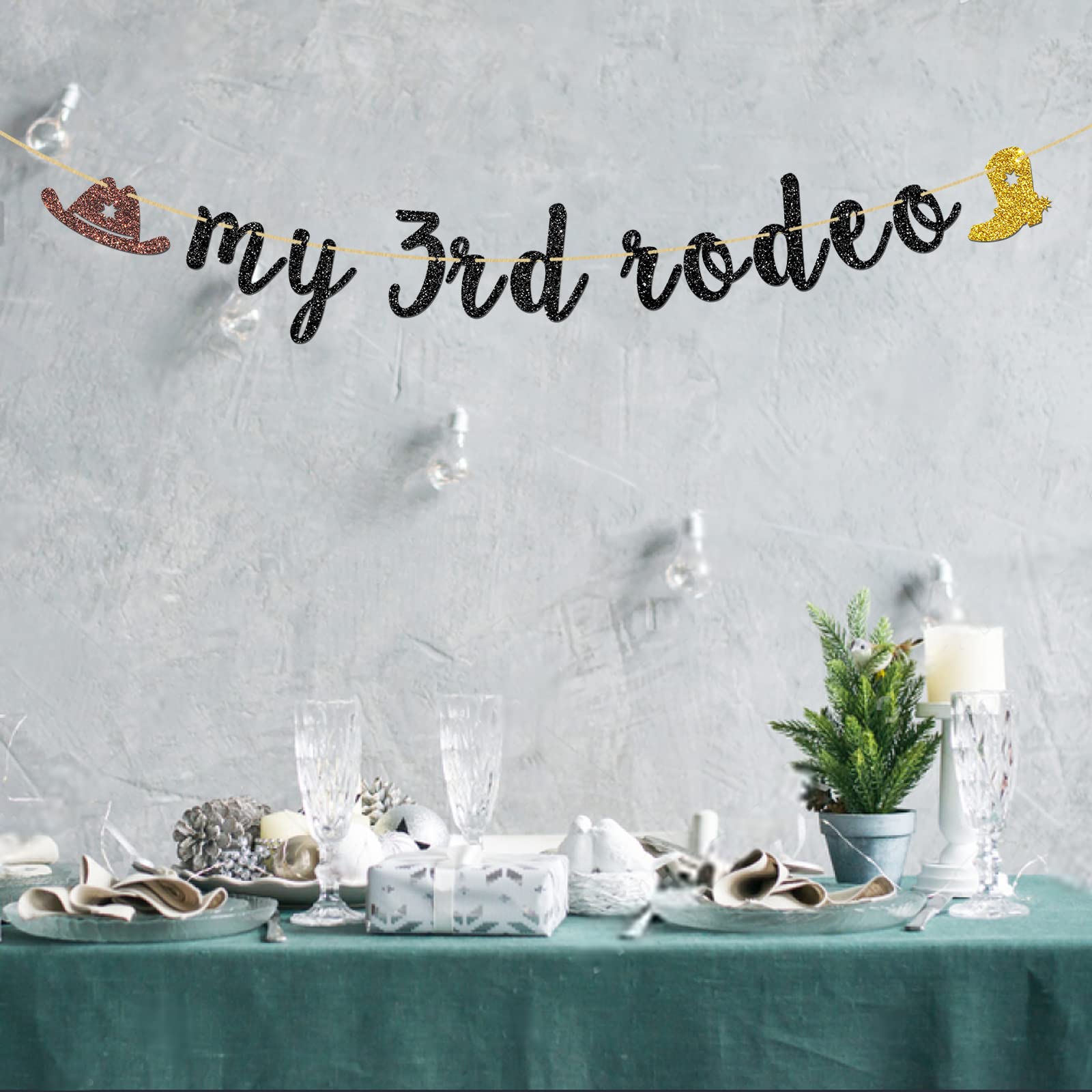 INNORU My 3rd Rodeo Banner - Mexican Themed 3rd Birthday Party Decorations for Cowboy & Cowgirl Western Party - Black Glitter Backdrop for Wild West Birthday Celebrations & Photo Booth Backgrounds