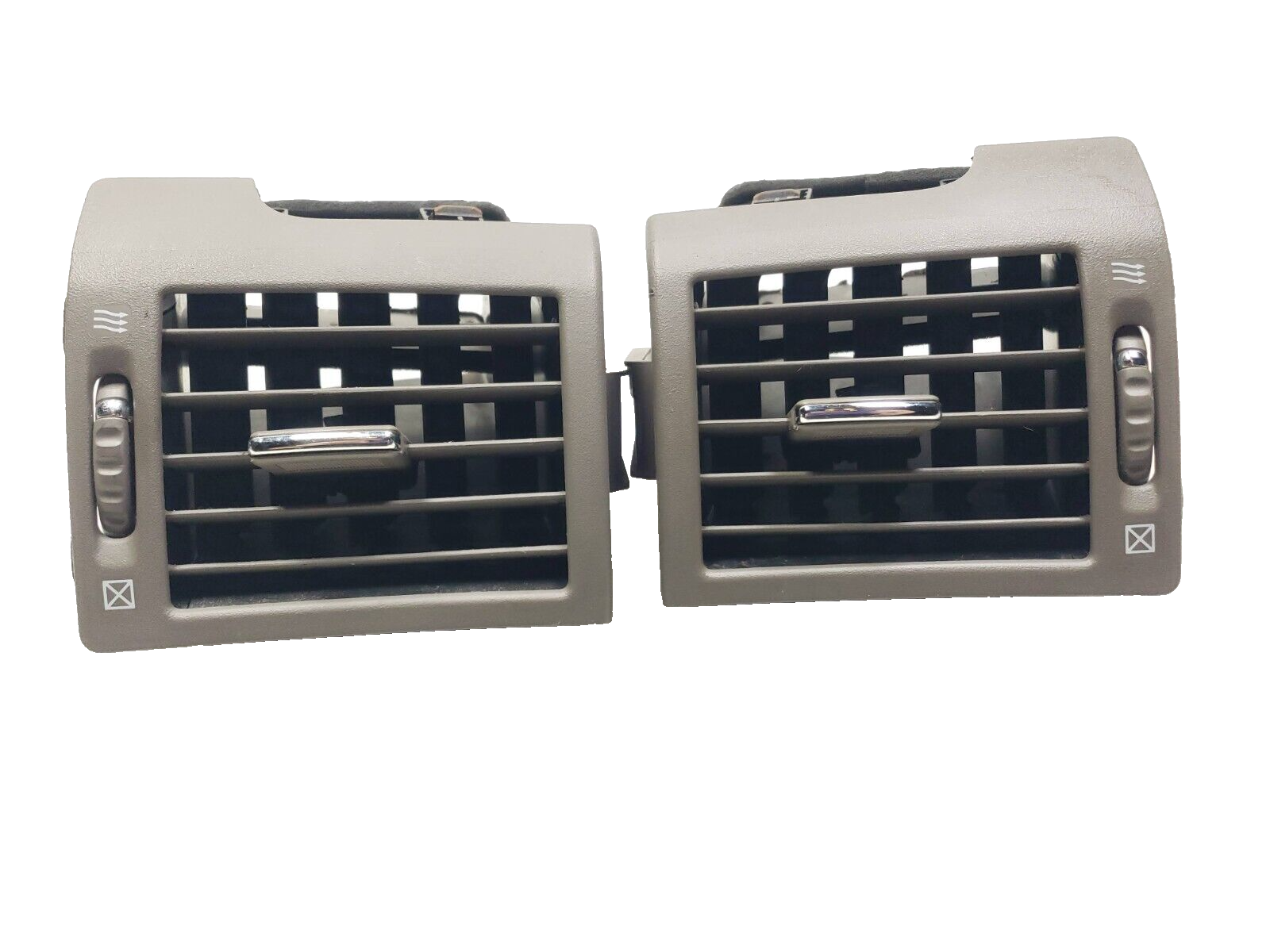 06 09 Infiniti M35 OEM Dash Air Vent Pair - Replacement for AC Vents - Perfect for Car Interior Repair & Upgrade
