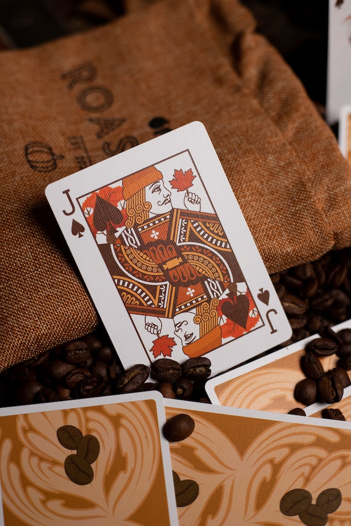 Premium Pumpkin Spice Playing Cards V2 - Unique Fall-Themed Deck for Poker, Magic Tricks & Game Nights - Perfect for Halloween, Thanksgiving & Autumn Gatherings