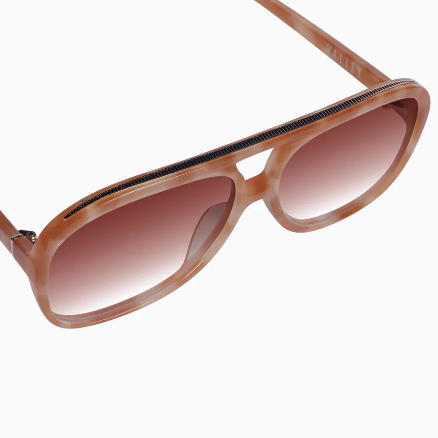 Pastel Tortoise Shell Sunglasses with Gold Metal Frame & Dark Orange Gradient Lenses - Stylish UV Protection for Beach, Driving & Outdoor Activities