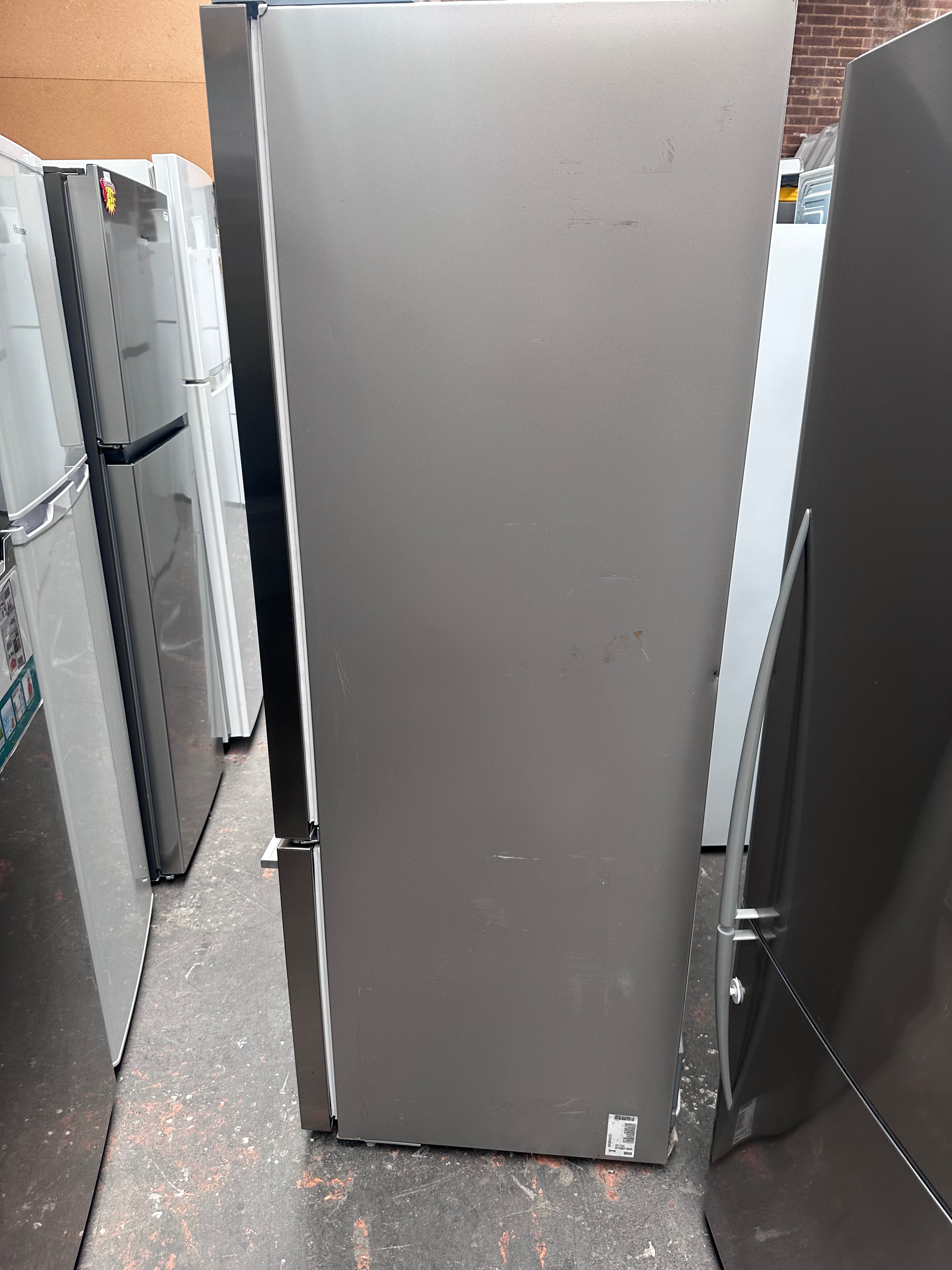 Fisher & Paykel 610L French Door Refrigerator with Water & Ice Dispenser - Certified Refurbished | Perfect for Modern Kitchens & Large Families
