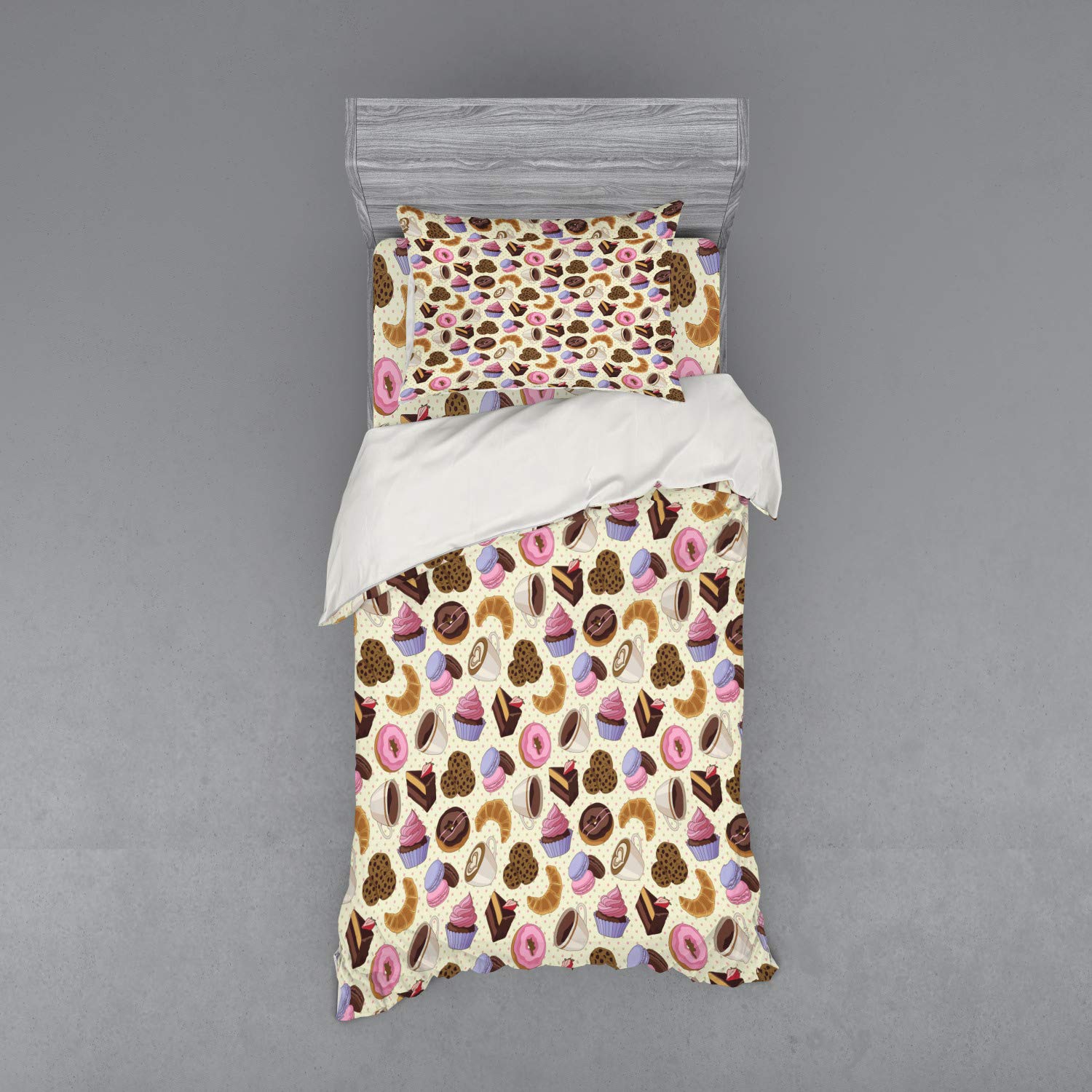 Ambesonne Coffee Themed Duvet Cover Set - 3 Piece Bedding with Sham & Fitted Sheet, Twin Size, Multicolor Coffee Shop Design Featuring Cups, Cookies, Cake & Chocolate Artwork - Perfect for Coffee Lovers' Bedroom Decor & Gift Ideas