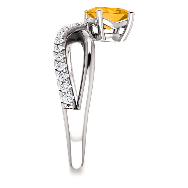 14K Gold 0.72 Ct Citrine & 1/10 CTW Diamond Bypass Ring - Elegant Jewelry for Women, Perfect for Weddings, Anniversaries & Special Occasions