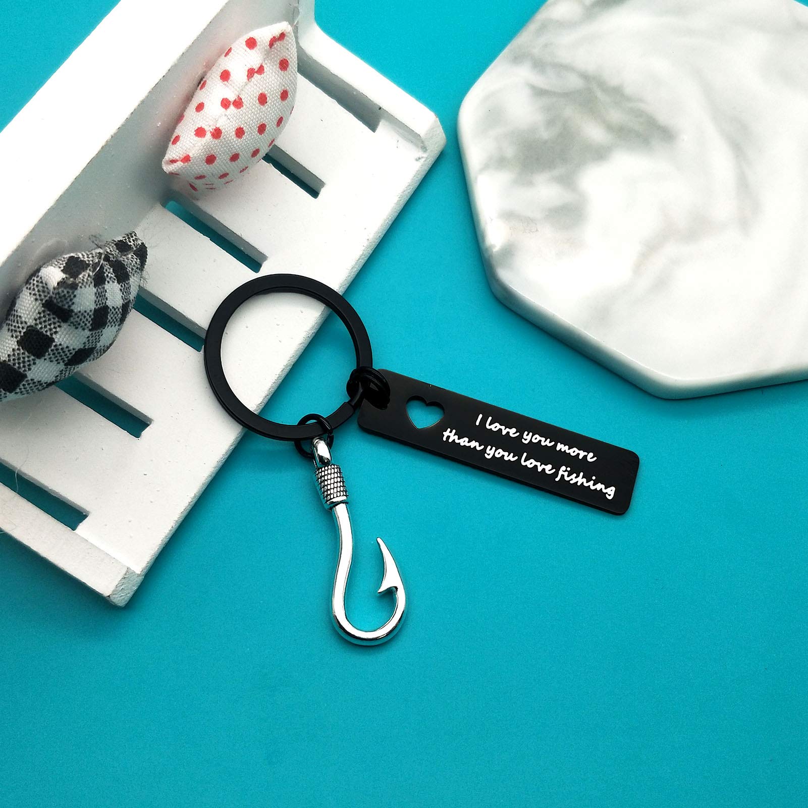 I Love You Keychain for Boyfriend Husband - Romantic Engraved Gift for Fiance, Anniversary, Valentine's Day, Christmas & Birthday - Perfect Couple Gift for Him