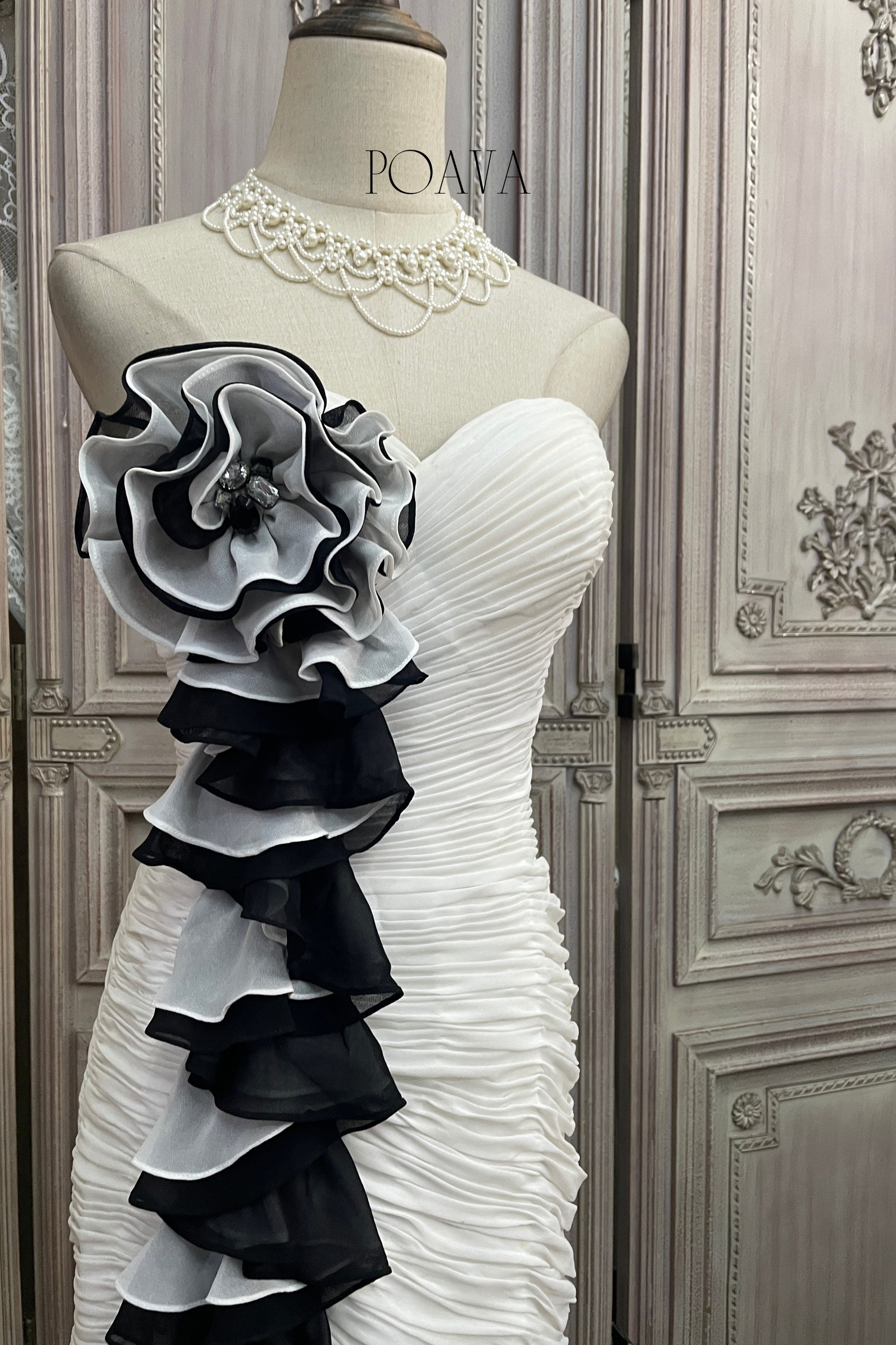 Elegant White Chiffon Floral Strapless Midi Dress for Women - Perfect for Summer Weddings, Garden Parties & Date Nights