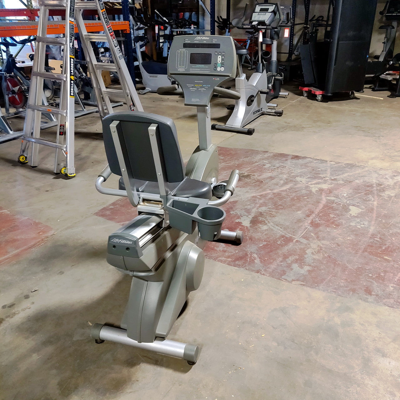Life Fitness Recumbent Exercise Bike 93Ri - Premium Home & Gym Cardio Equipment for Seniors & Rehabilitation Workouts
