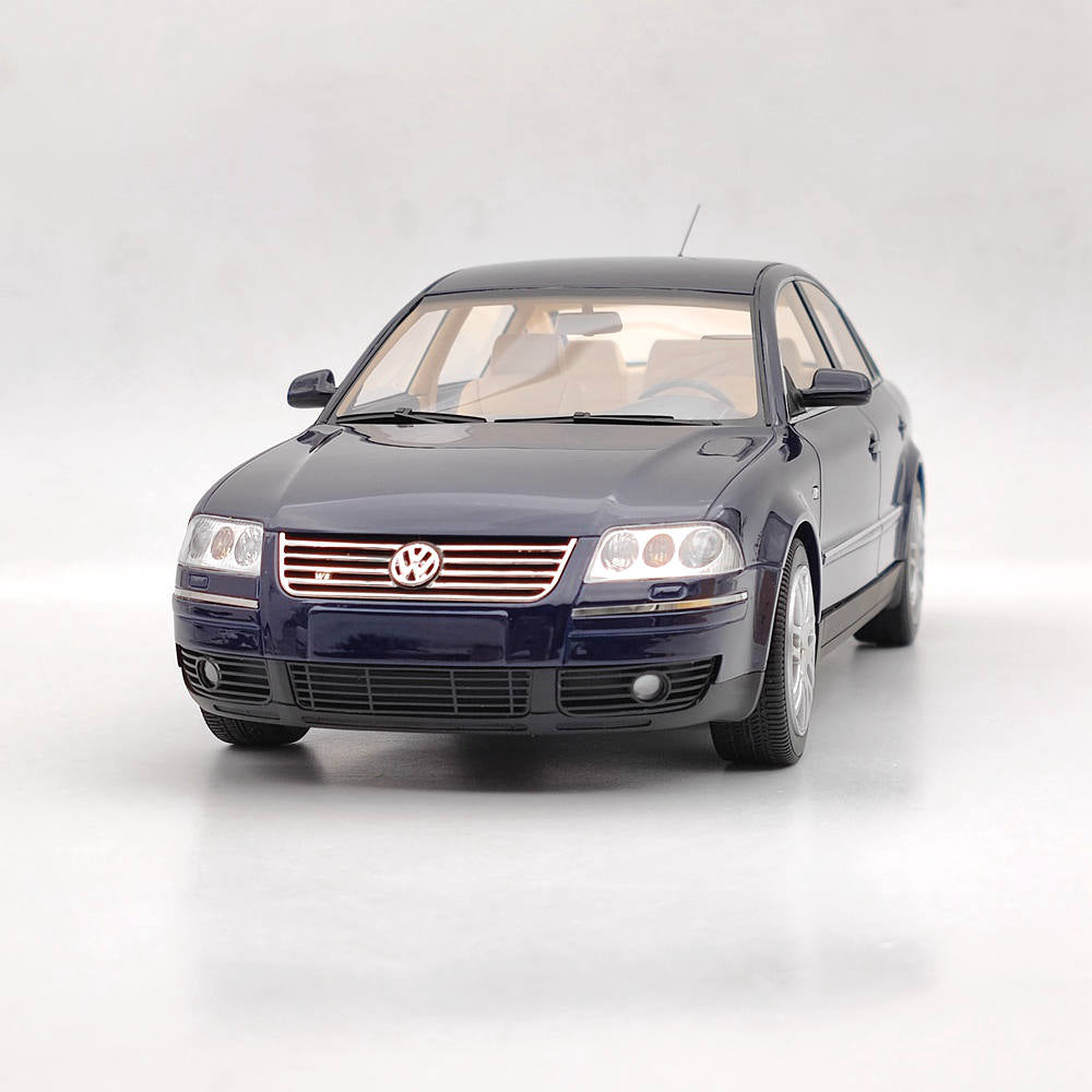 1/18 Scale Volkswagen VW Passat W8 2001 Blue Resin Model Car - DNA Collectibles DNA000029 - Perfect for Car Enthusiasts, Collectors, and Gift Giving