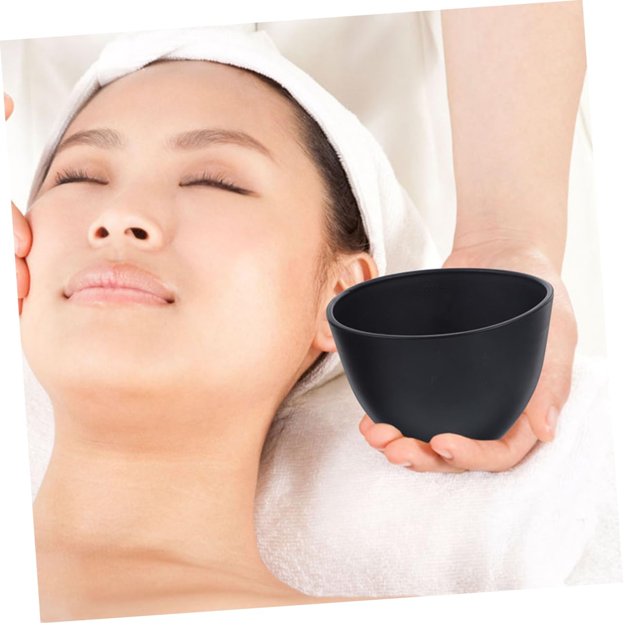 NOLITOY 4-Piece Black Silicone Mask Mixing Bowls Set - DIY Facial Mask Making Tools for Skin Care, Cosmetic Mud Stirring & Mixing Containers - Perfect for Spa, Beauty Salon & At-Home Skincare Routines