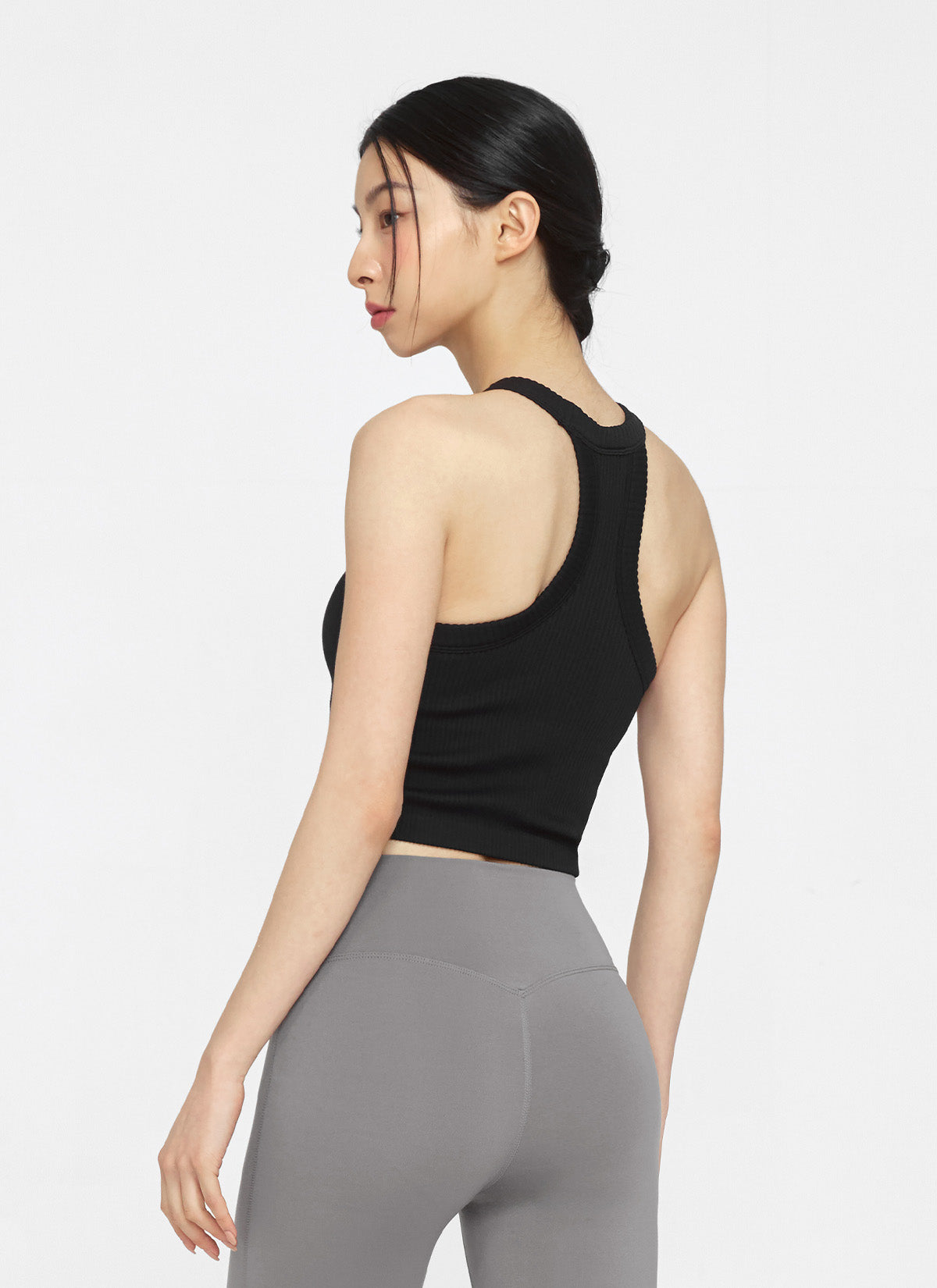 Stylish Ribbed Seamless Halter Neck Crop Top for Women | Trendy Summer Fashion | Perfect for Beach, Party & Casual Outfits