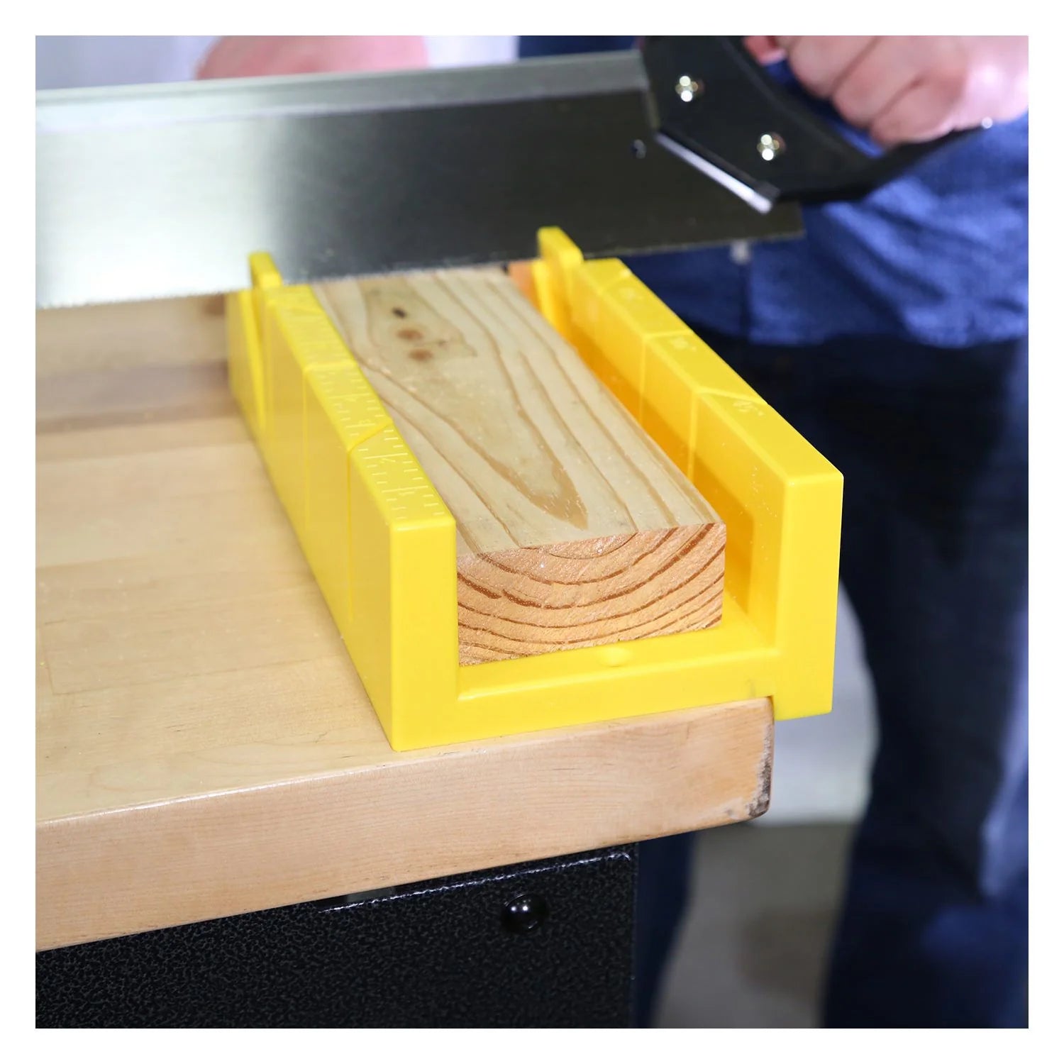 GreatNeck 12 Inch Miter Box with 14 Inch Back Saw - Reinforced Steel Back Saw for Precise Wood Cutting | Includes Degree Cutting Guide (BSB14) | Perfect for DIY Projects, Carpentry & Home Renovations