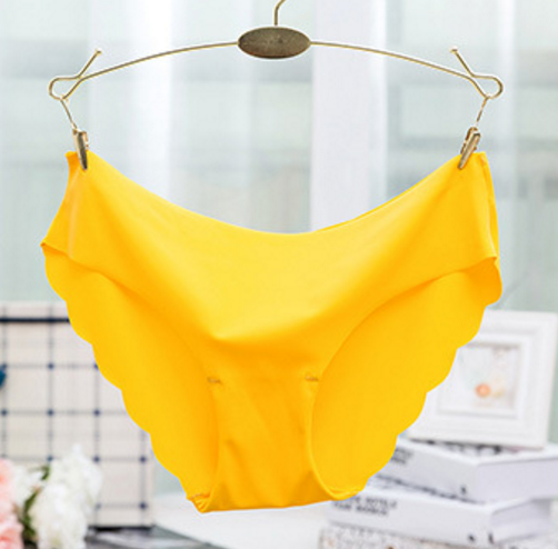 Seamless Ultra Thin Women's Underwear - Comfortable & Breathable Panties for Everyday Wear, Yoga & Workout