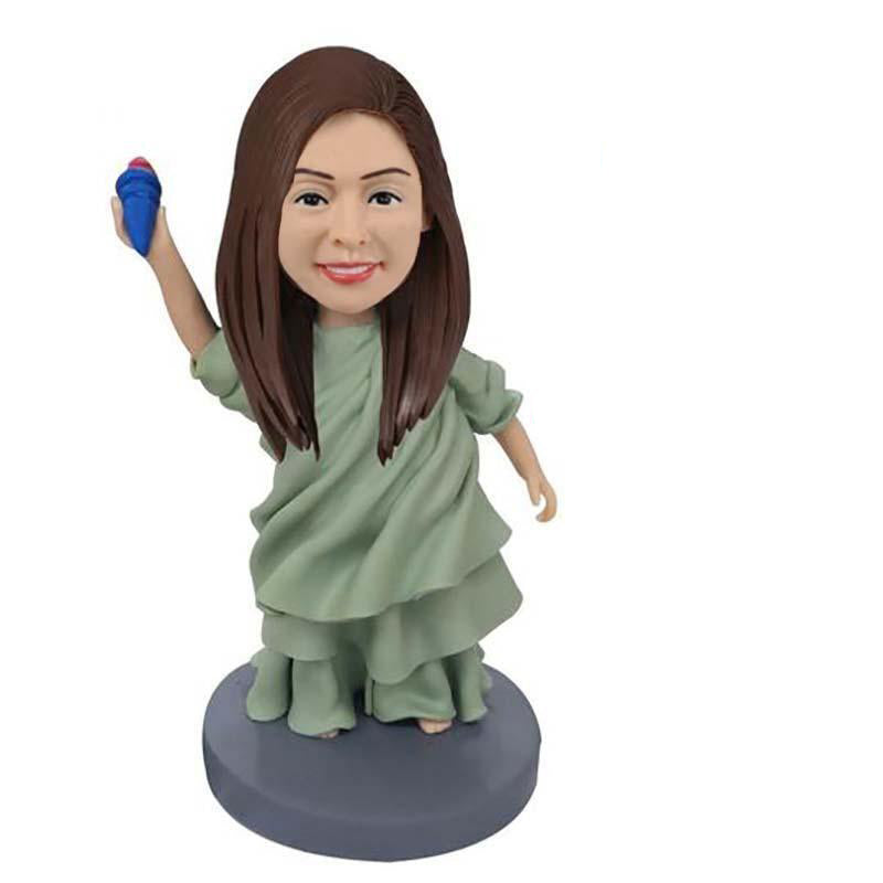 Custom Statue of Liberty Bobblehead - Personalized Souvenir & Collectible Gift for New York Lovers, Travel Enthusiasts, and Home Decor