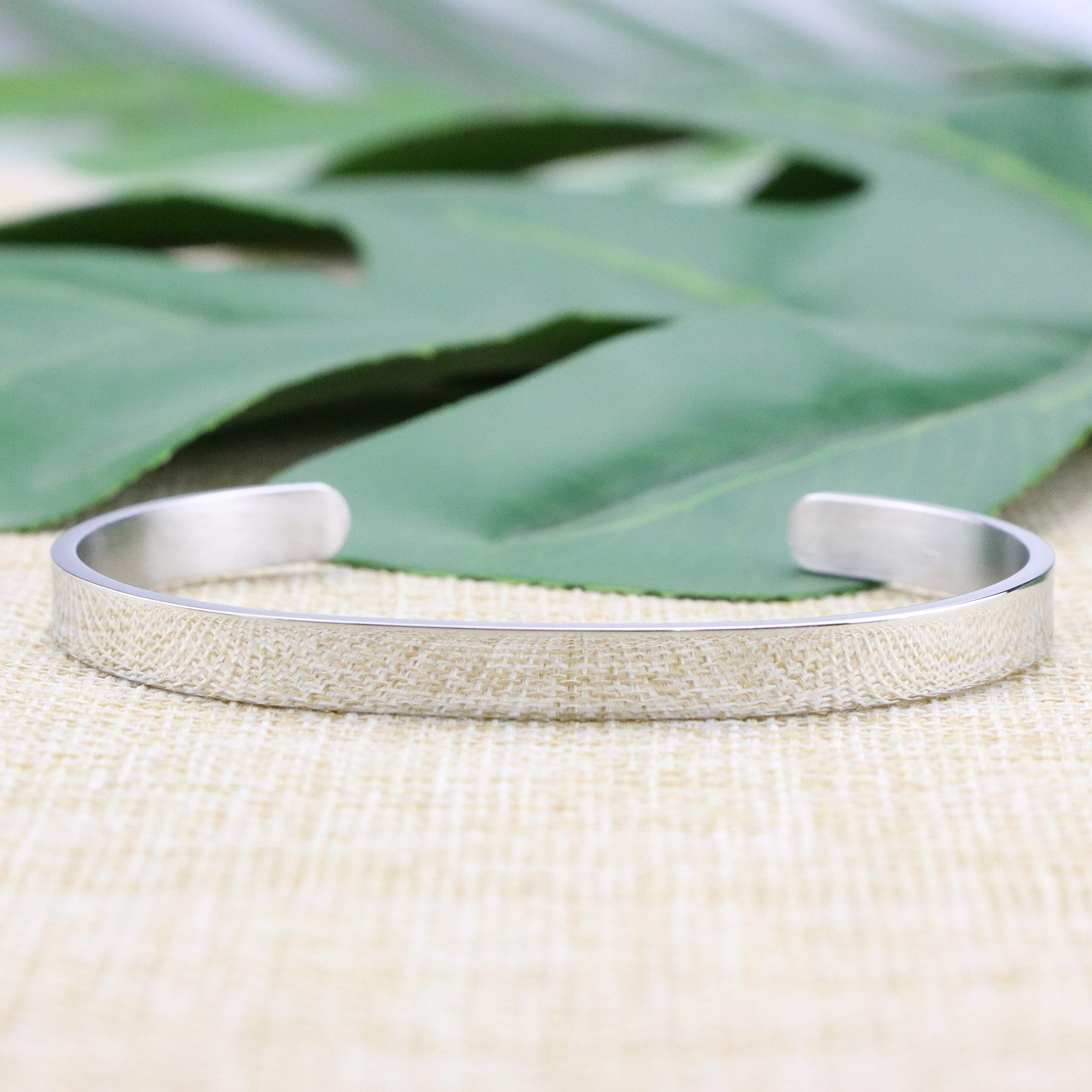Personalized Inspirational Mantra Cuff Bracelet for Women - Encouragement Jewelry Gift for Her, Best Friend, Sister - Perfect for Birthday, Anniversary, Graduation & Daily Motivation