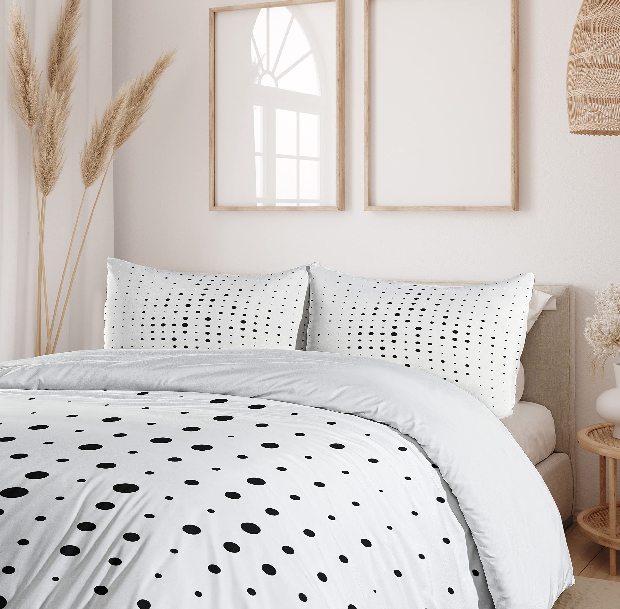 Ambesonne Abstract Duvet Cover Set - Pop Art Style Minimalist Dot Pattern 3-Piece Bedding (California King, Black & White) | Modern Home Decor for Bedroom, Guest Room & Dorm