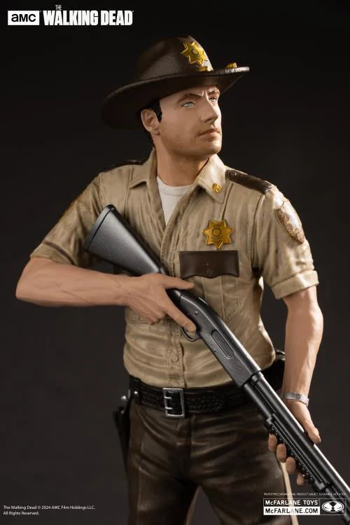The Walking Dead TV Series Rick Grimes 1/8 Scale Action Figure - Collectible Zombie Apocalypse Character Model for Fans & Display