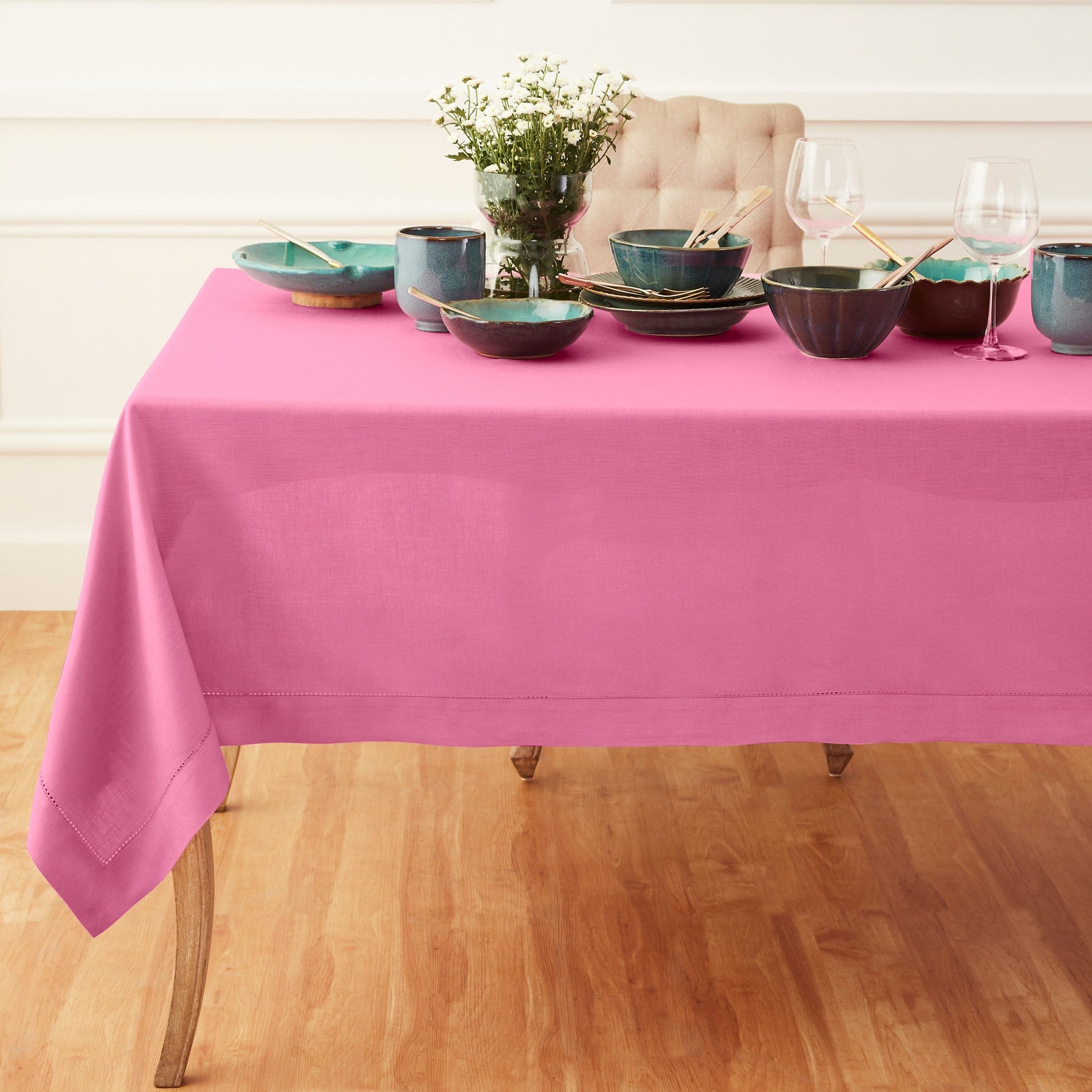 Elegant Classic Hemstitch Tablecloth - Premium Cotton Dining Table Cover for Formal & Casual Settings - Perfect for Weddings, Parties & Everyday Use
