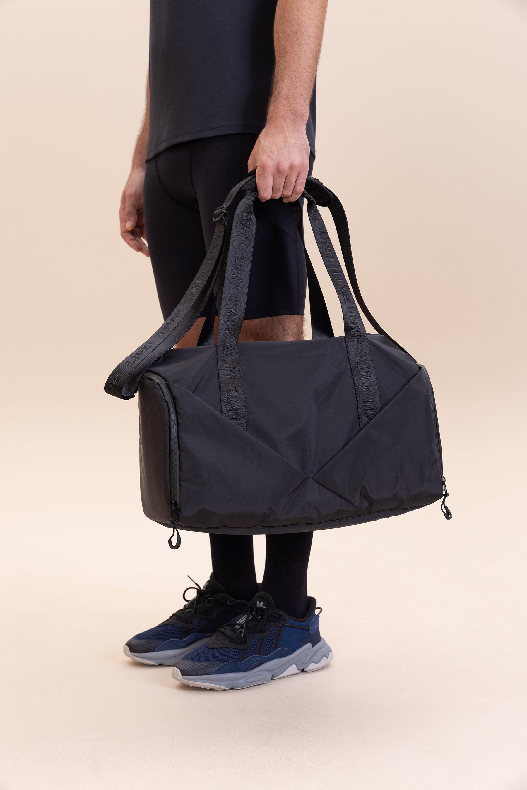 Travel Backpack 457105 - Lightweight Durable Carry-On Bag for Hiking, Camping & Business Trips