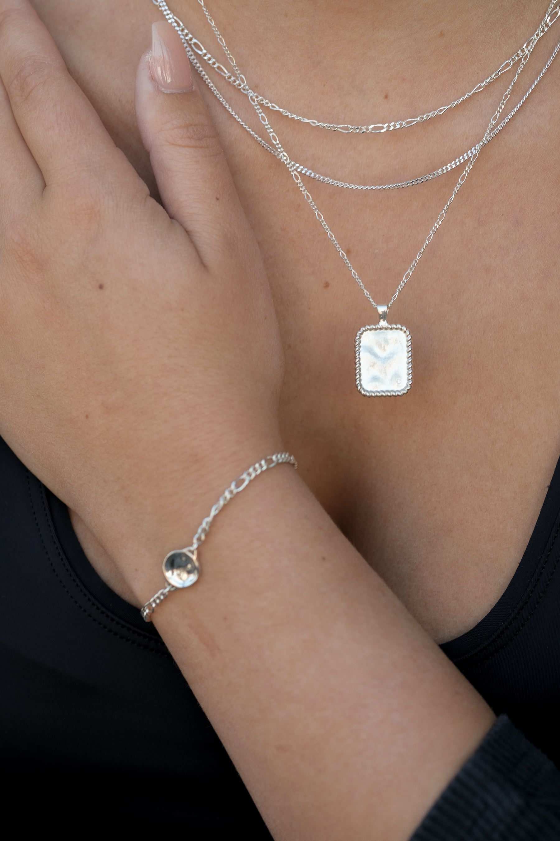 Personalized Engravable Sterling Silver Bracelet for Women - Custom Name Gift for Mom, Wife, Daughter - Perfect for Anniversaries, Birthdays & Special Occasions