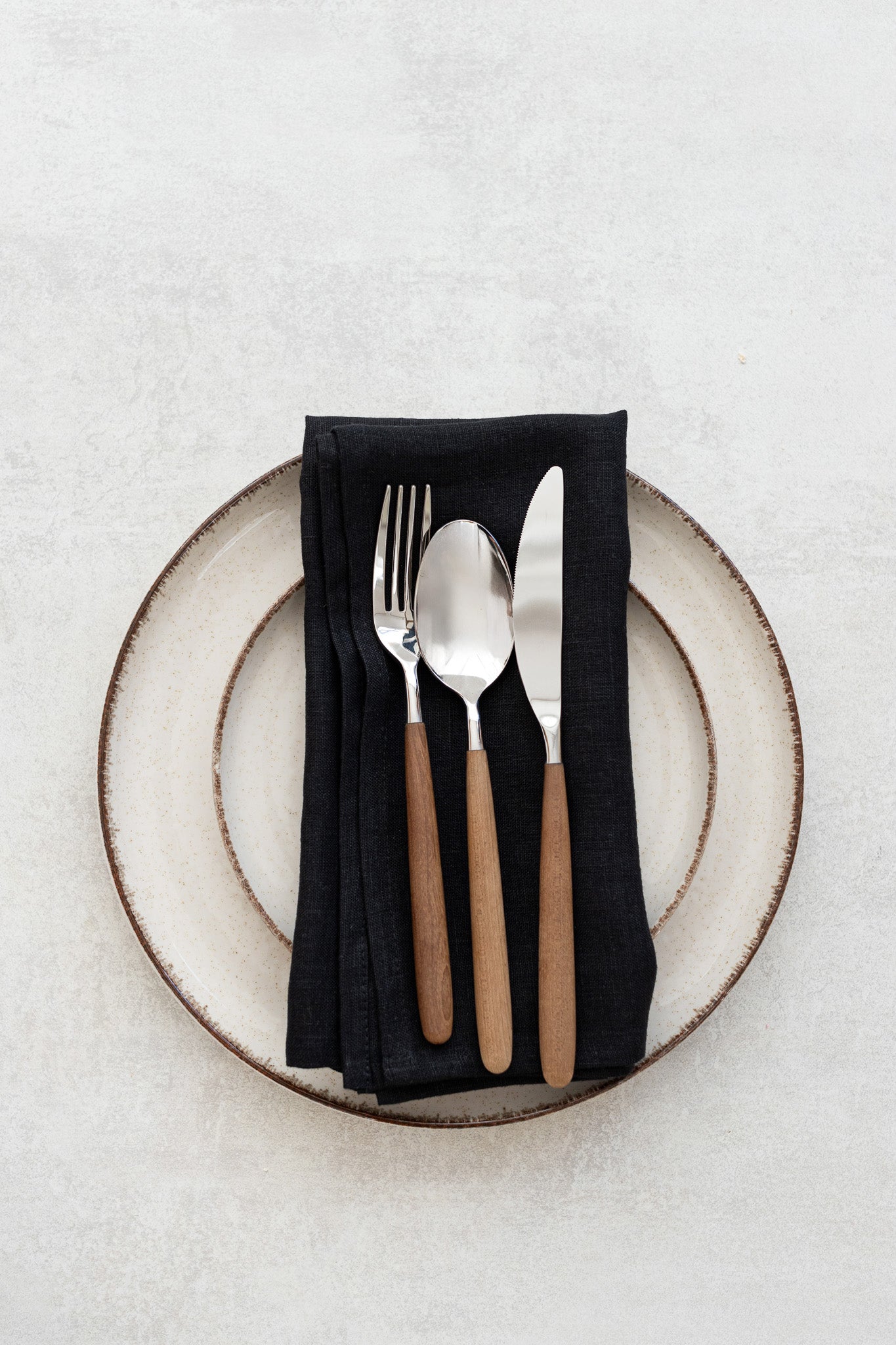 Premium Black Linen Napkins Set of 2 - 100% Natural Fabric Dinner Napkins for Formal Dining, Weddings & Special Occasions