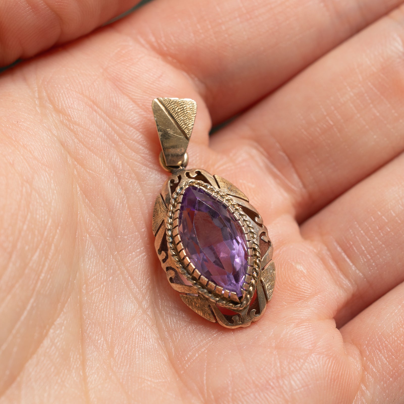 Exquisite Marquise Cut Amethyst Pendant Necklace | 5.00 Carat Natural Gemstone | Elegant Jewelry Gift for Women | Perfect for Weddings, Parties & Special Occasions