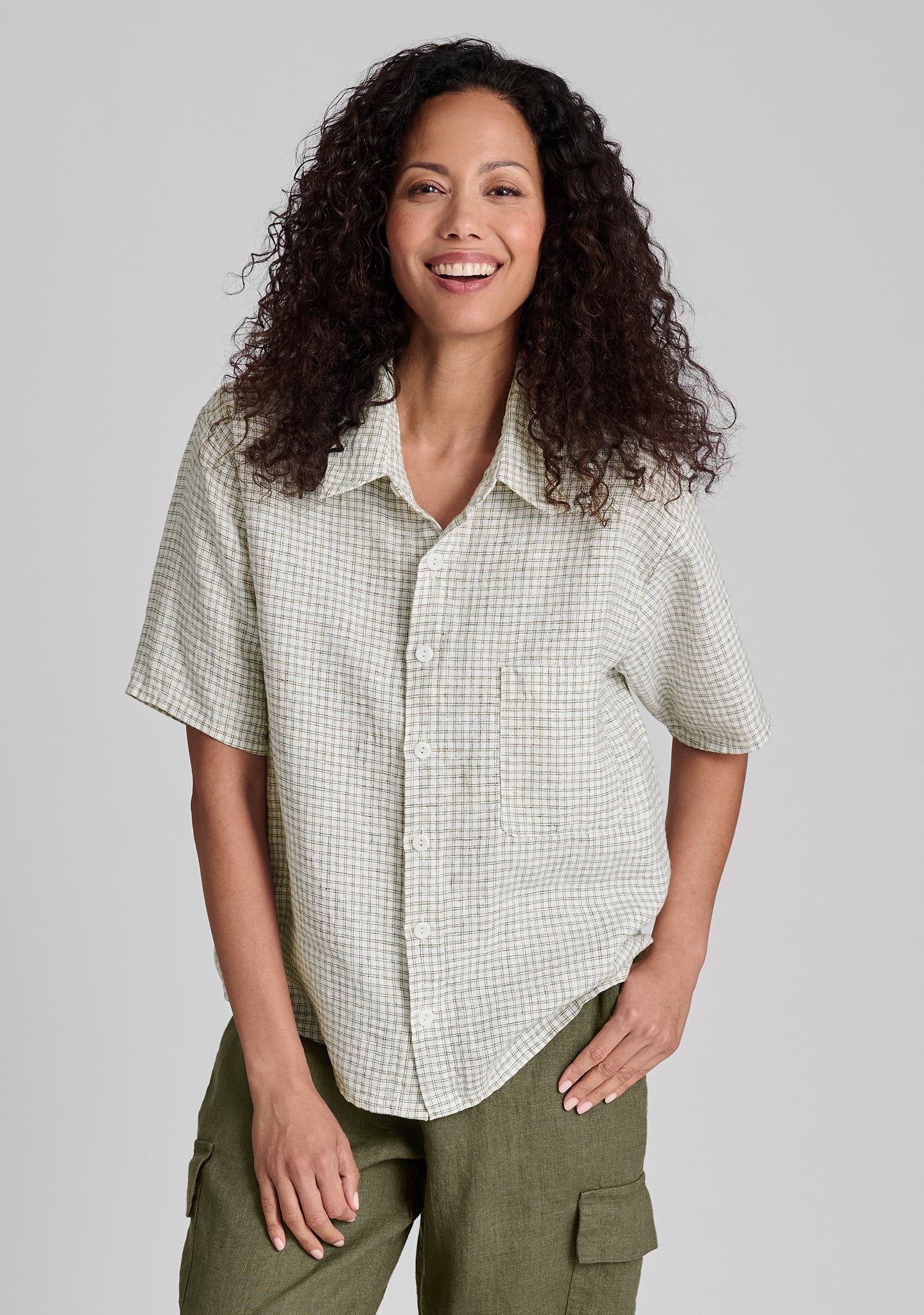 Premium Linen Button Down Shirt for Men & Women | Breathable & Comfortable Casual Wear | Perfect for Office, Travel & Summer Outfits