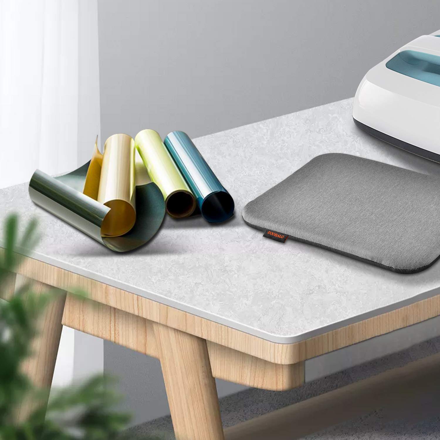 DOOHALO Heat Press Mat for Cricut Easy Press - Non-Stick Craft Ironing Mat for HTV Vinyl, T-Shirts & DIY Projects - Perfect for Power Heat Press Machine & Vinyl Transfer Insulation (Great for Home Crafting & Small Business Use)