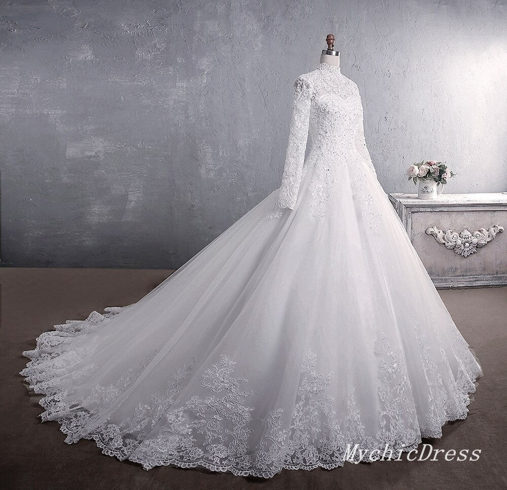 Elegant A-Line Lace Applique Long Sleeve High Neck Muslim Wedding Dress for Brides - Perfect for Islamic Ceremonies, Modest Formal Events & Special Occasions