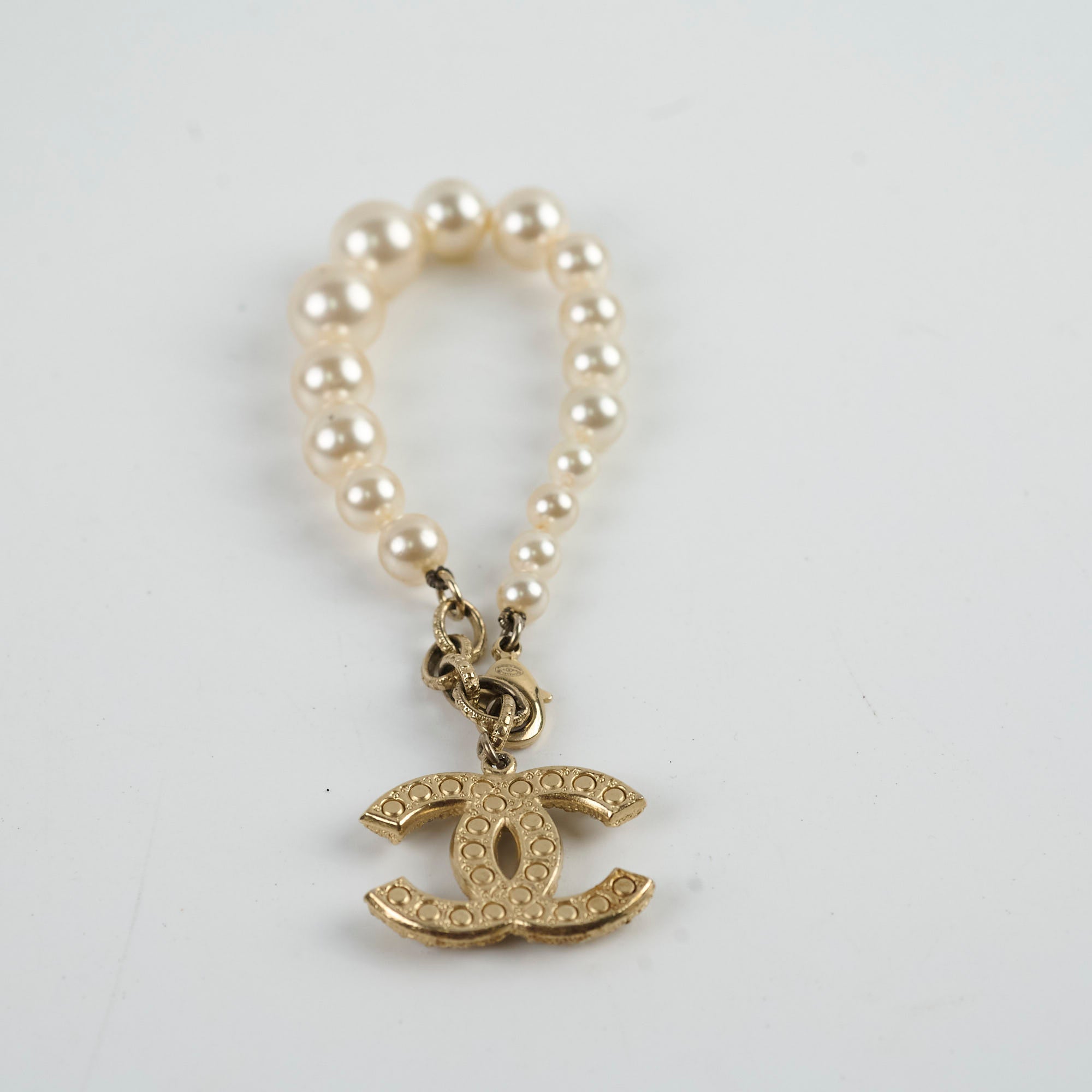 Chanel CC Logo Pearl Bracelet for Women - Luxury Fashion Jewelry Gift for Birthday, Anniversary & Special Occasions