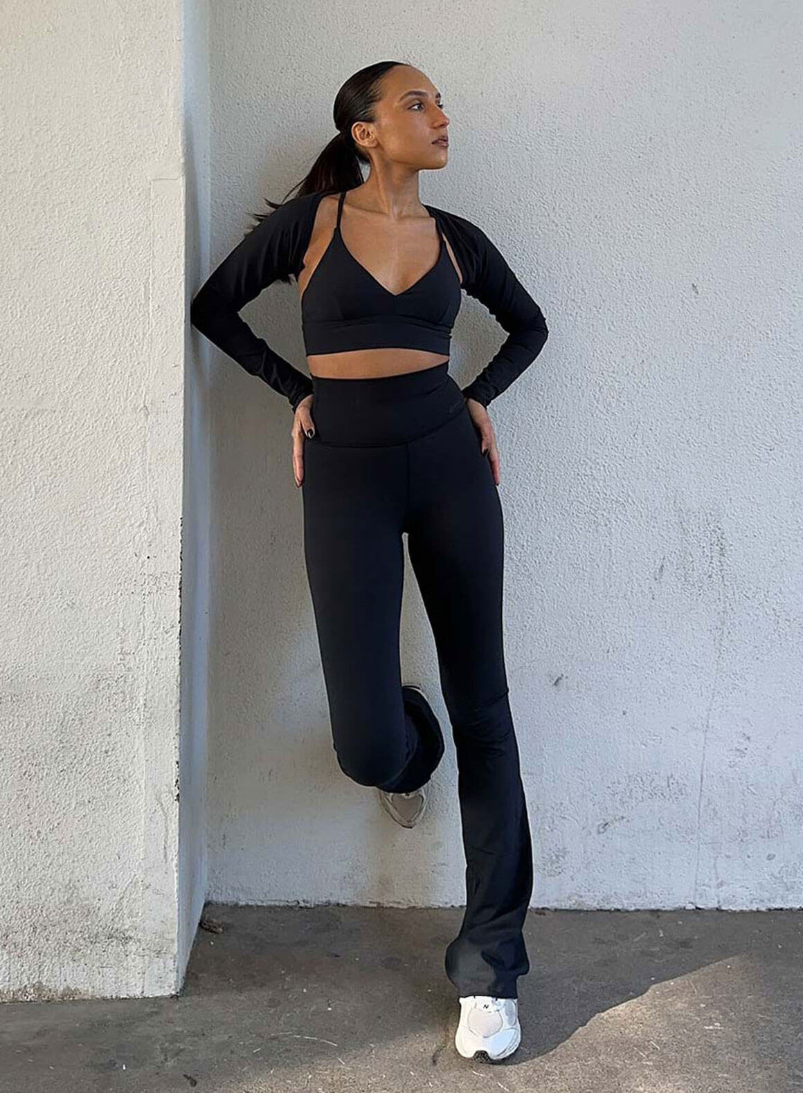 Black Sense Flare Yoga Tights for Women - High Waisted Stretchy Workout Leggings - Perfect for Yoga, Running, Gym & Lounge Wear