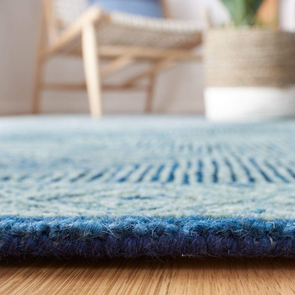 SAFAVIEH Micro-Loop Collection Handmade Wool Area Rug - 5' x 8' Navy Blue (MLP975N) - Durable & Soft for High Traffic Living Room, Bedroom, Office & Entryway