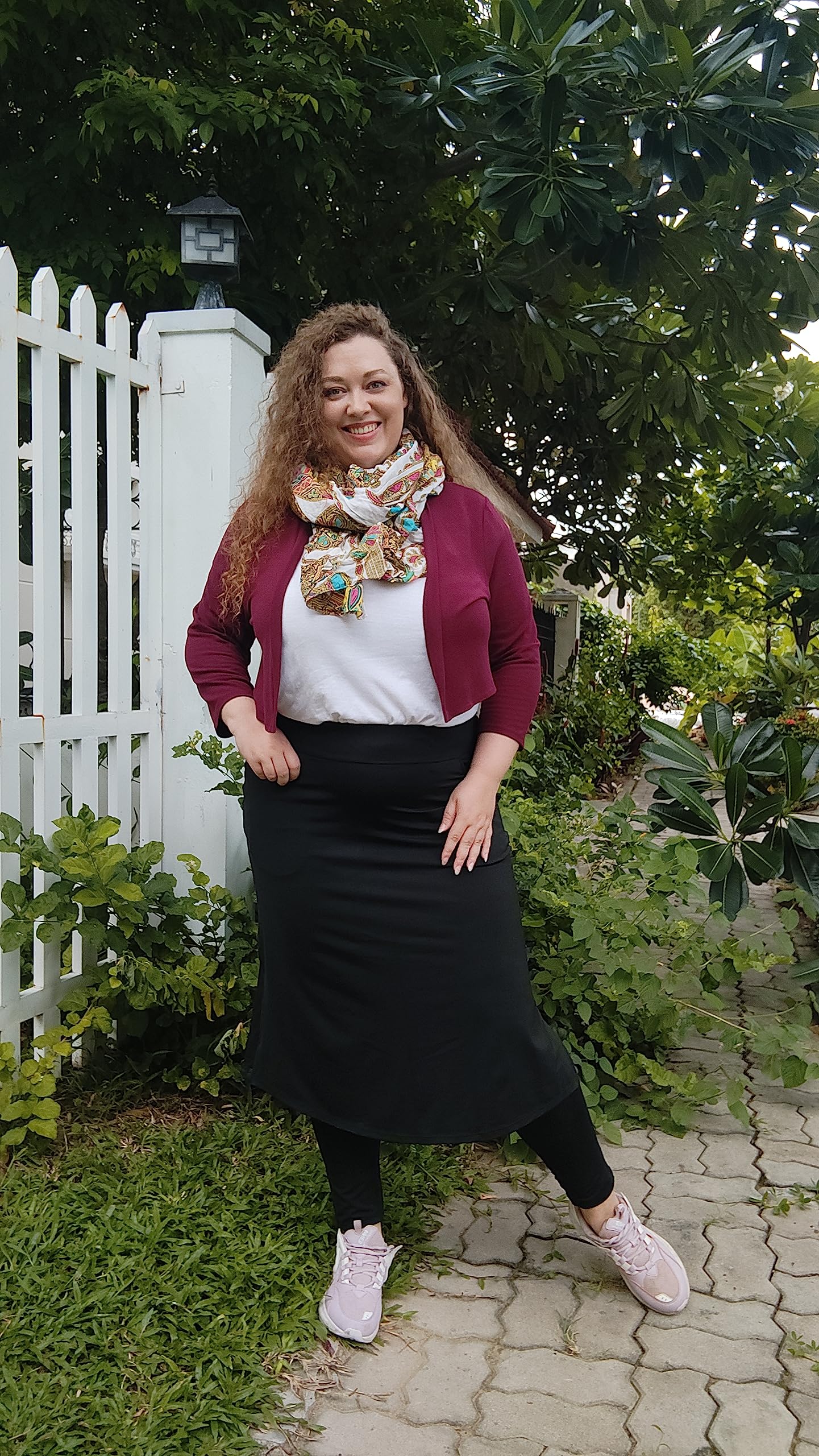 HOKOYI Women's Modest Long Skirt with Pockets - Stretchy Midi Skirt with Attached Leggings, Workout Skirted Capris for Yoga, Running & Casual Wear