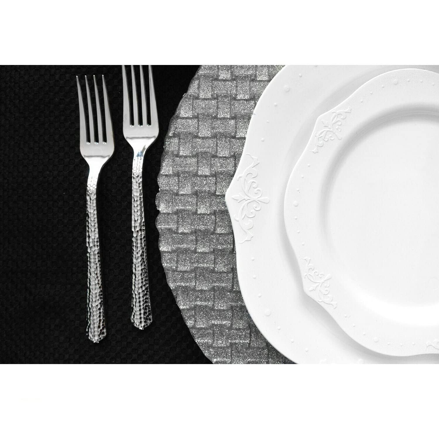 Elegant Disposable Plastic Dinnerware Set - 20-Piece Wedding Party Tableware in Antique White | Perfect for Bridal Showers, Receptions & Formal Events