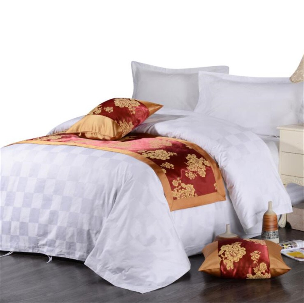 YIH Quilted Cozy Bed Runner for Foot of Bed - Soft Pet Protector Dog Cover Scarf | Perfect for Bedding Protection & Pet Comfort in Living Room, Bedroom