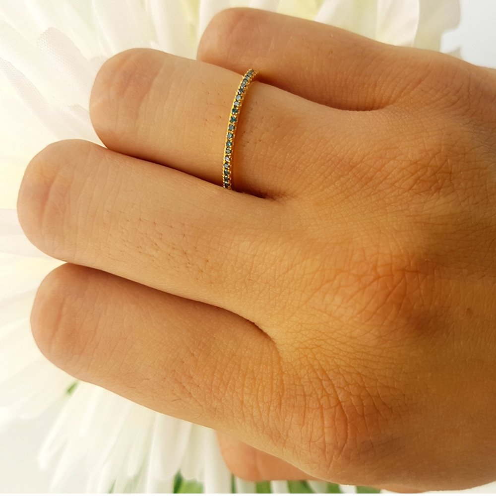 0.08 Cttw 18K White Gold Round Blue Diamond Stackable Ring for Women - Dainty Anniversary Wedding Band, Solid 18K Gold Jewelry Gift for Her | Perfect for Stacking, Everyday Wear & Special Occasions