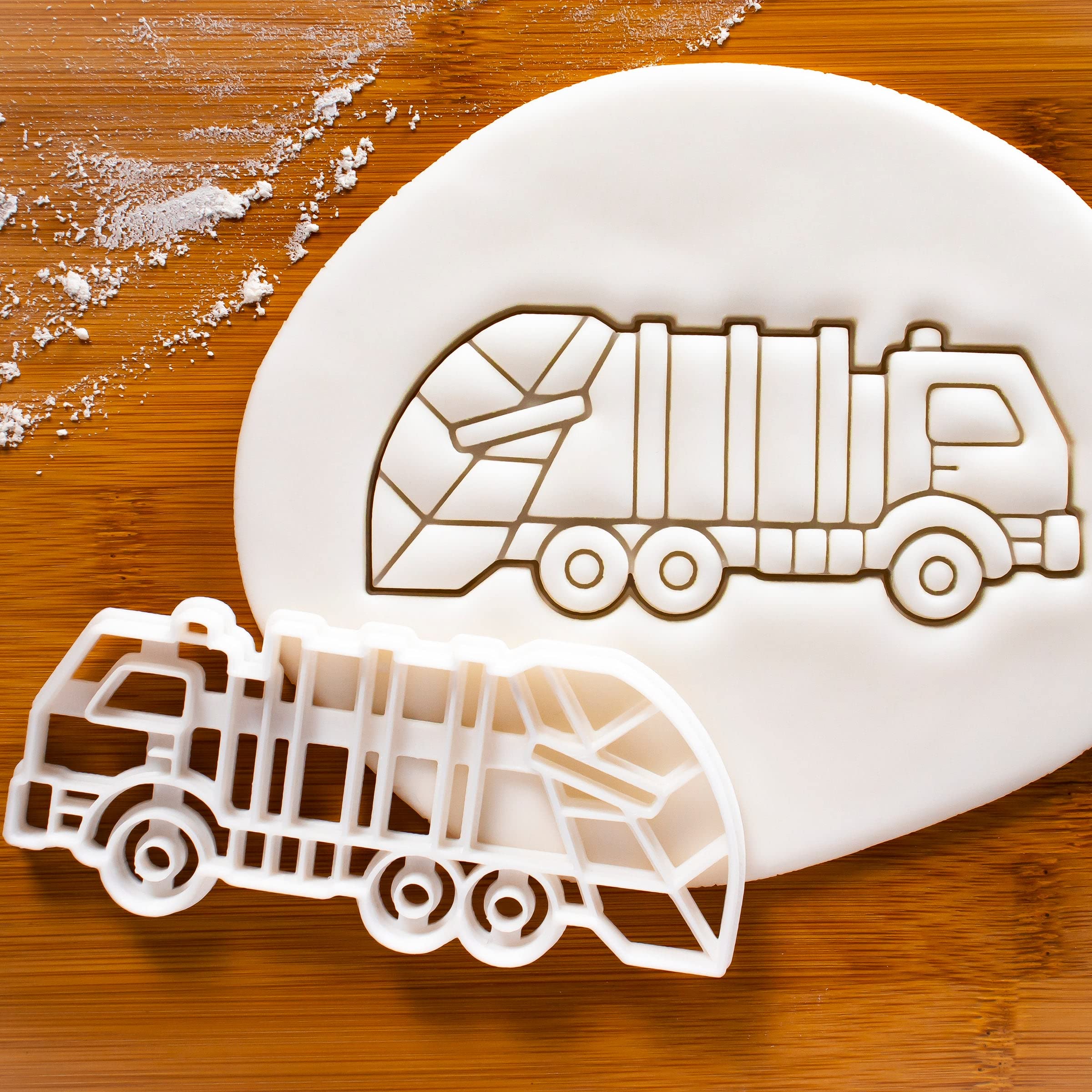 Rubbish Truck Cookie Cutter - 1 Piece Stainless Steel Baking Tool for Kids & Adults | Perfect for Garbage Truck Themed Cookies, Birthday Parties & Baking Decorations