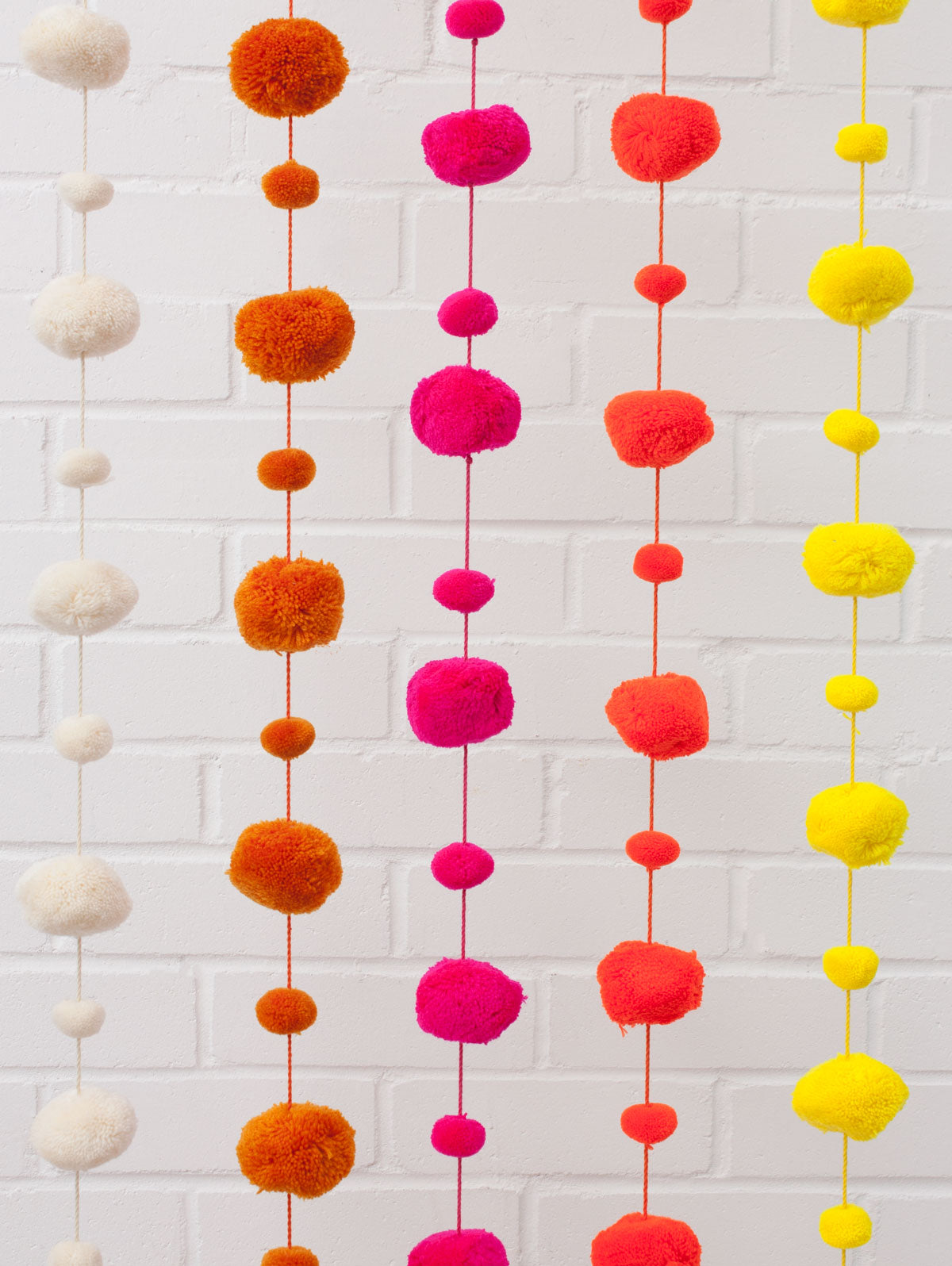 Pink Pom Pom Garland - Decorative Party Decor for Weddings, Baby Showers & Home Decor | Fluffy Yarn Ball String for Festive Events & Nursery