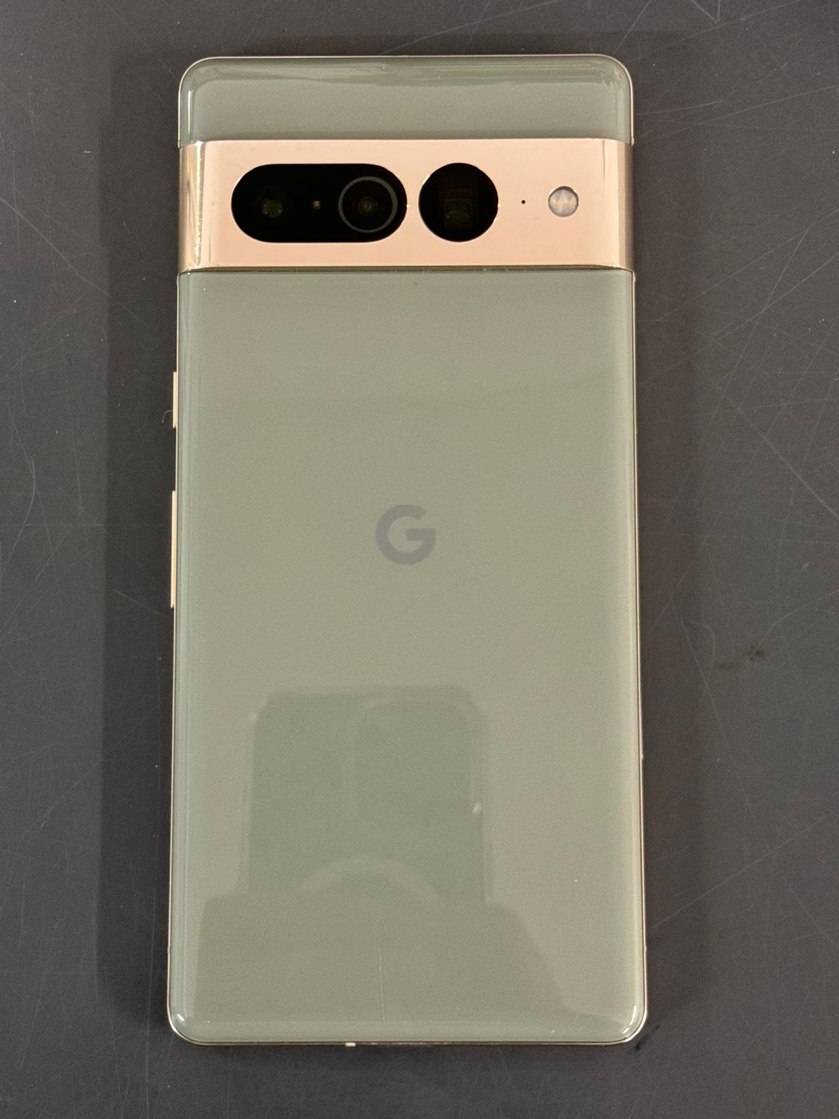 Google Pixel 7 Pro 5G Unlocked Smartphone (128GB, 12GB RAM) 6.7